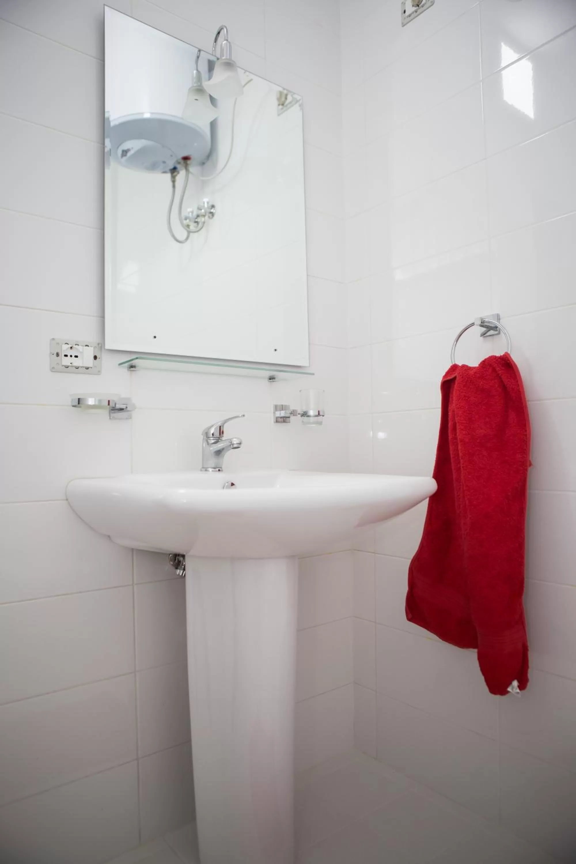 Bathroom in B&B Artistic Tirana