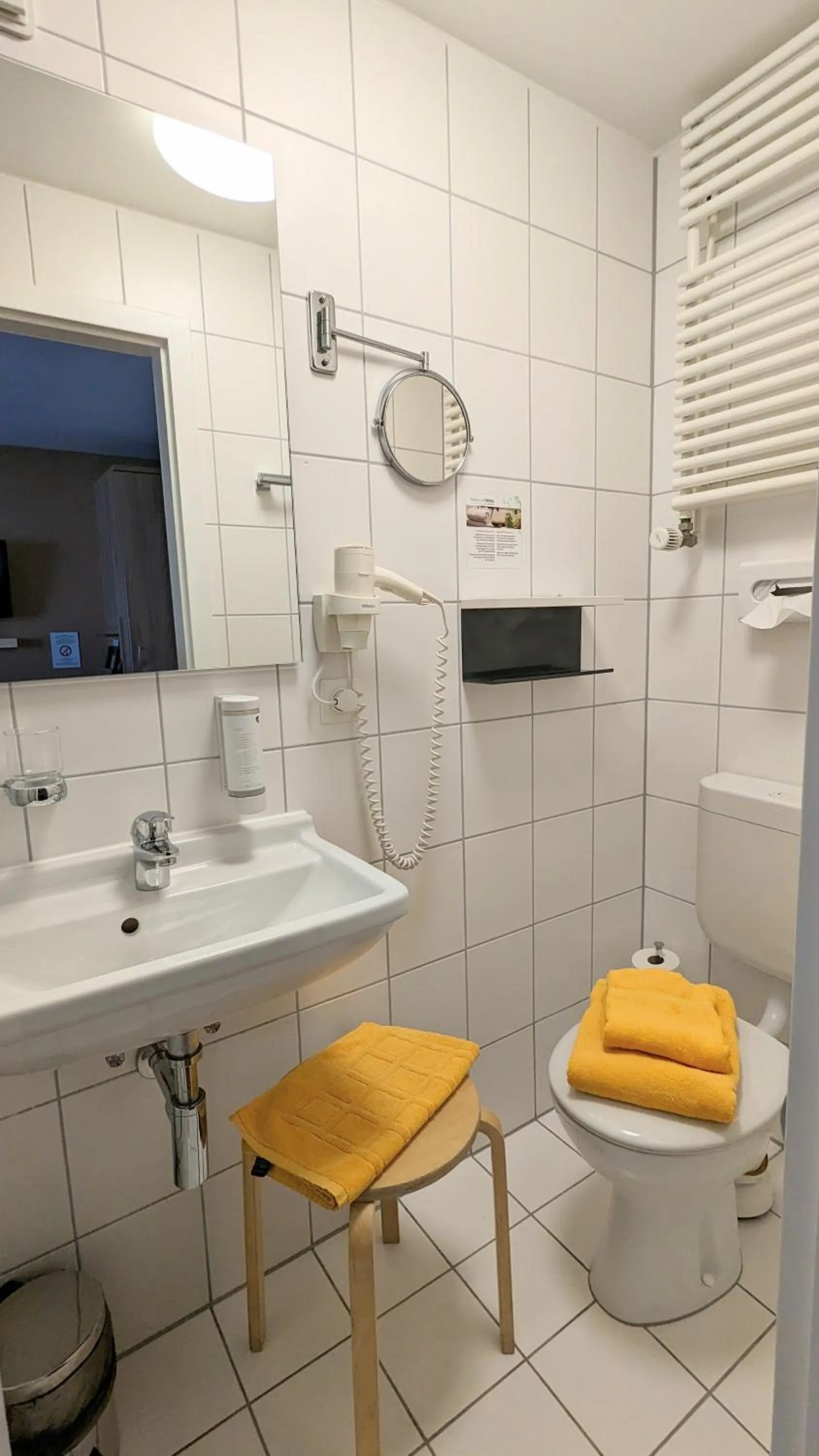 Shower in Ambient Hotel am Europakanal