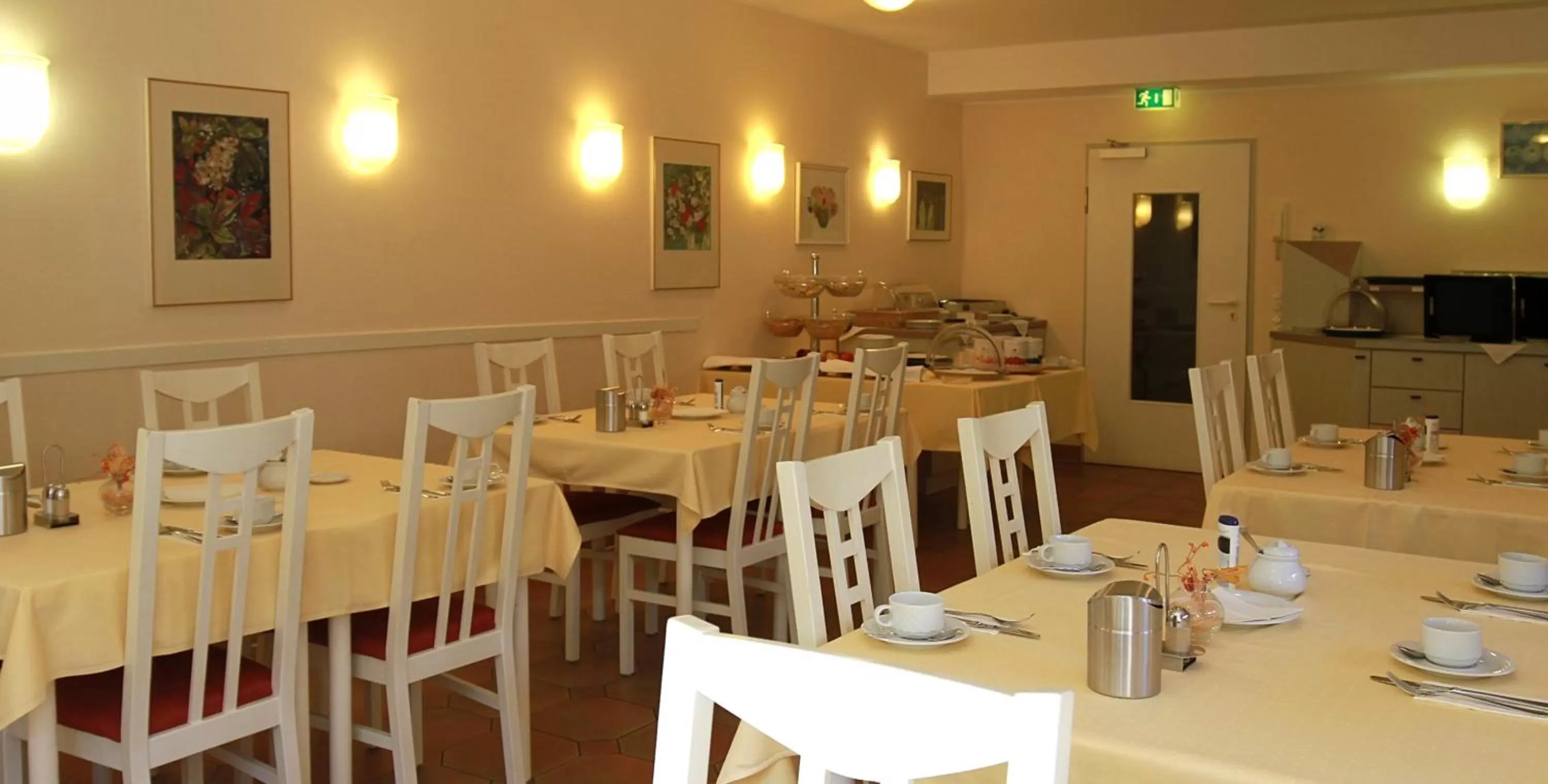 Restaurant/Places to Eat in Hotel am Park