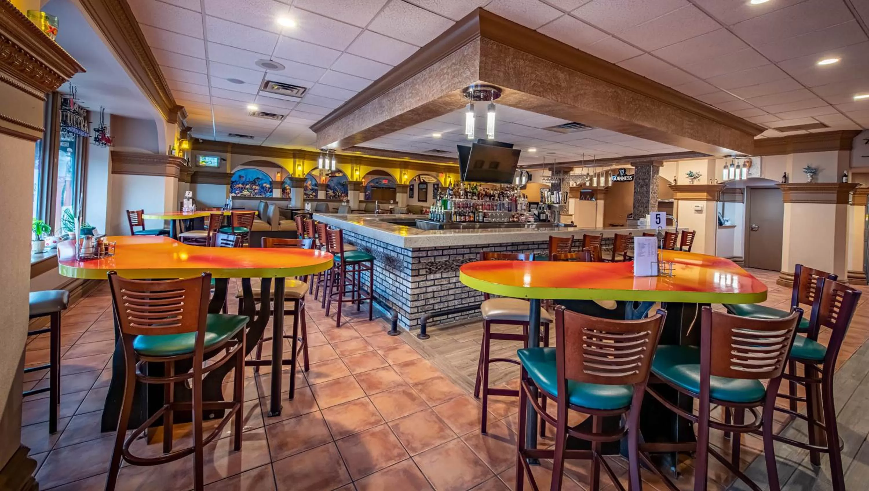 Restaurant/places to eat in Magnuson Grand Harrisburg