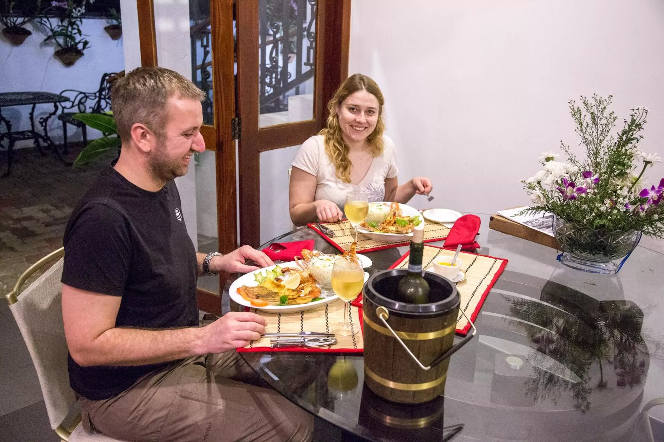 Meals in Suriya Arana