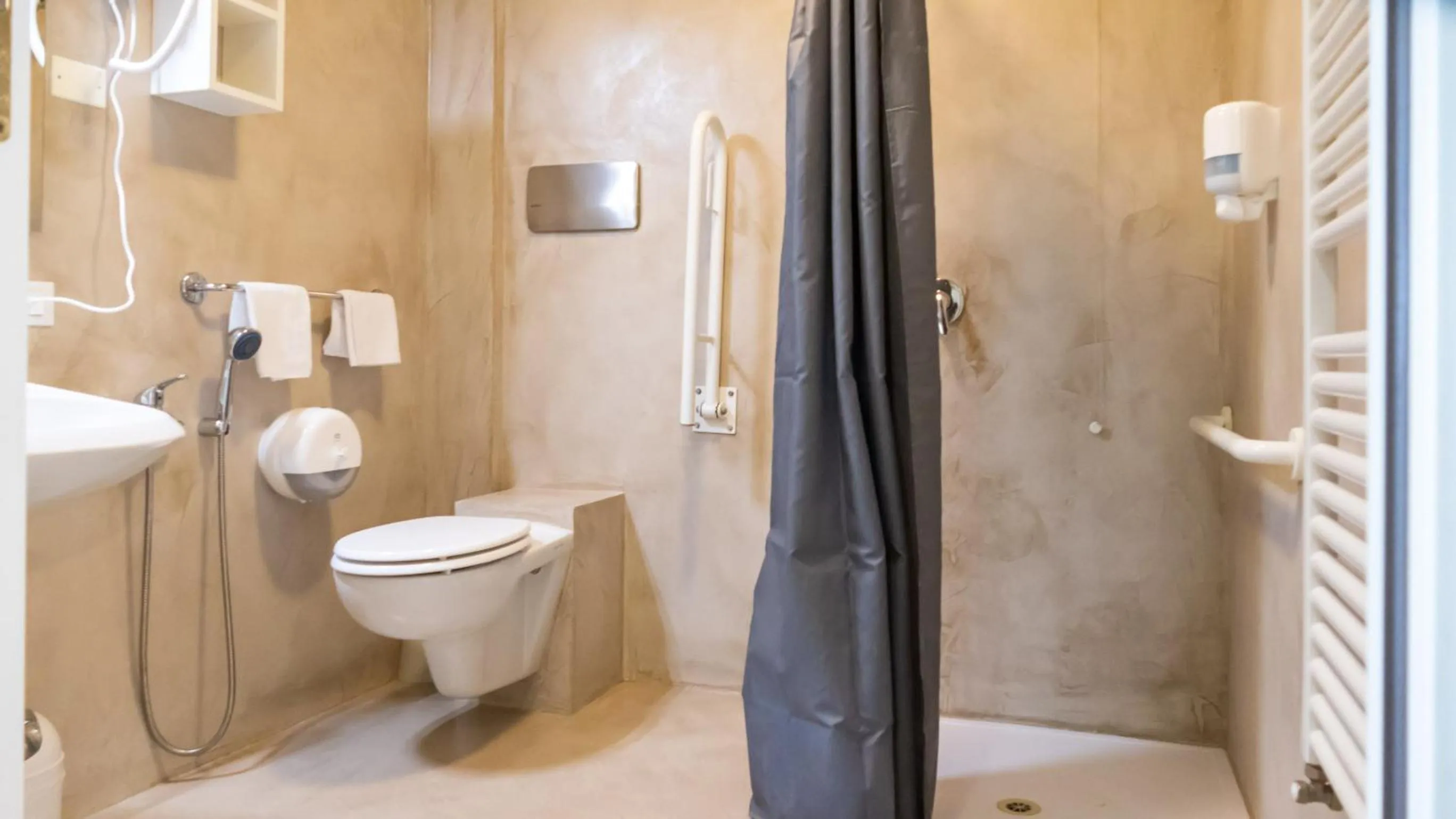 Bathroom in Hotel Venezia Park - ENJOY HOLIDAY