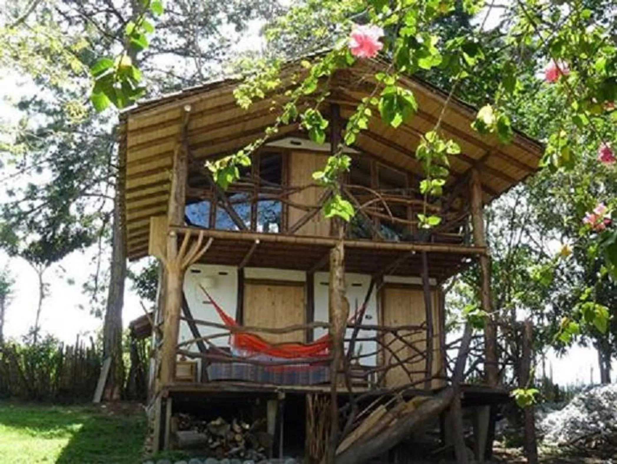 Off site, Property Building in Hotel La Casa de Francois