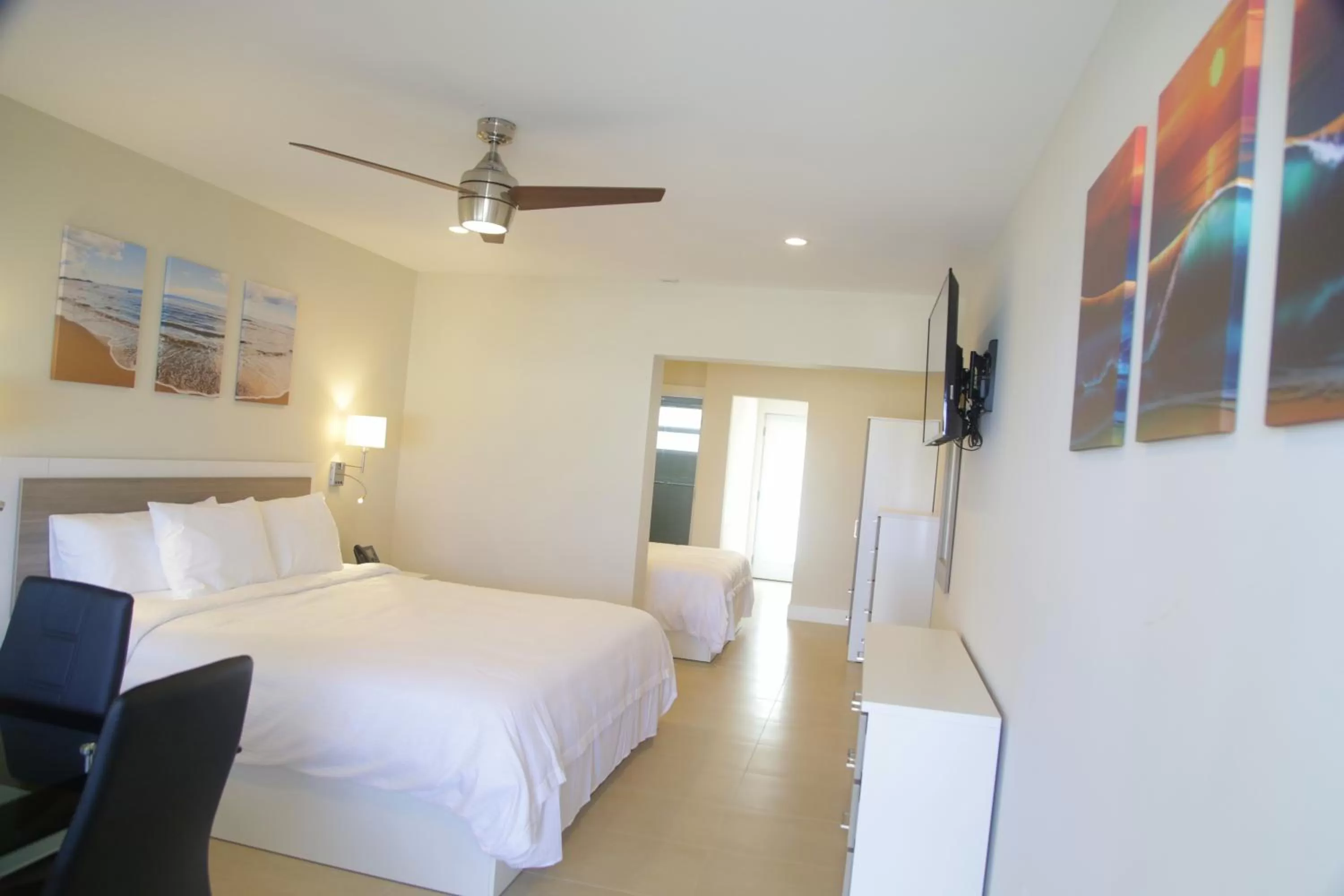 Photo of the whole room, Bed in Diane Oceanfront Suites