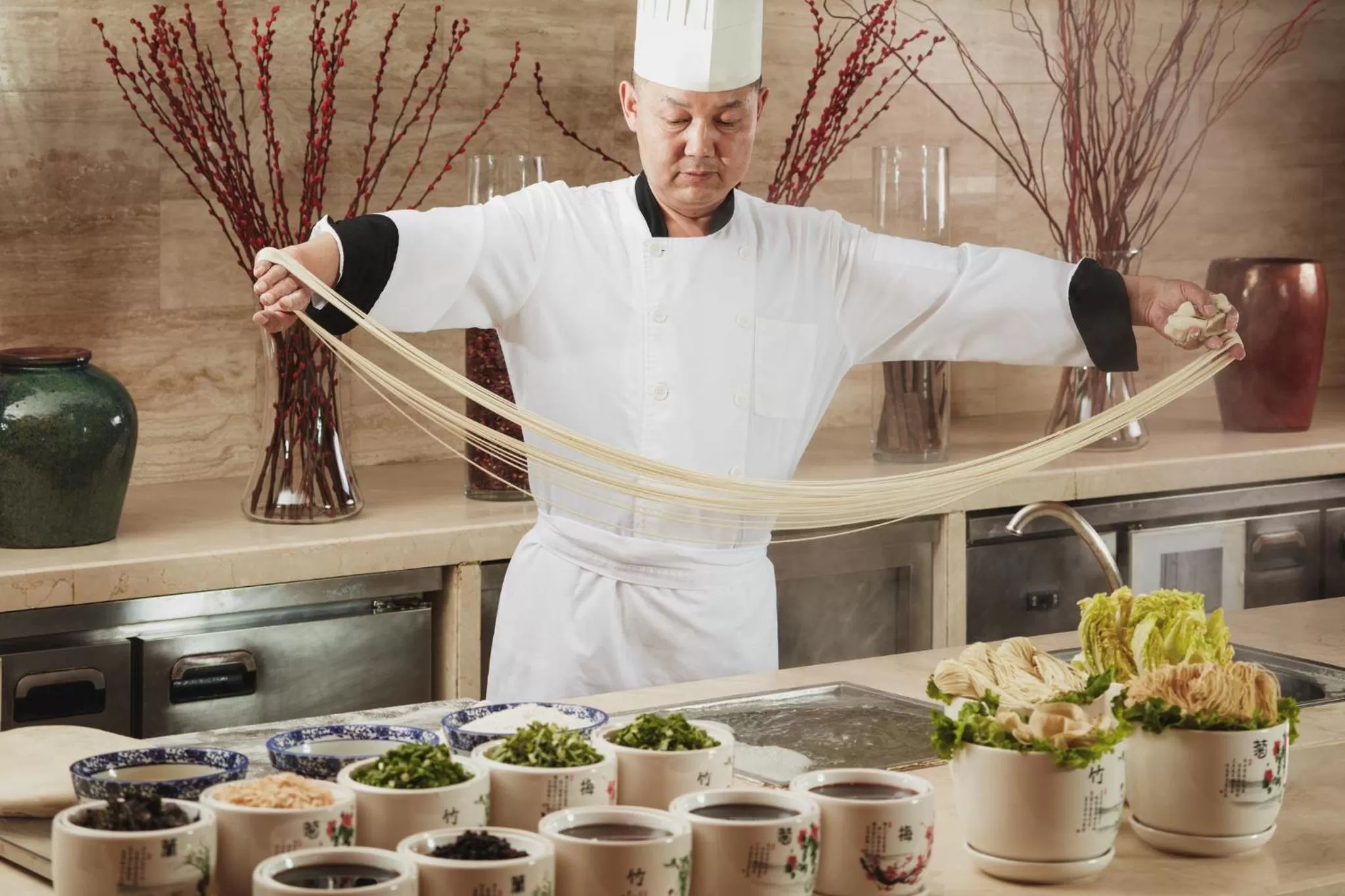 Restaurant/places to eat in Crowne Plaza Beijing International Airport by IHG