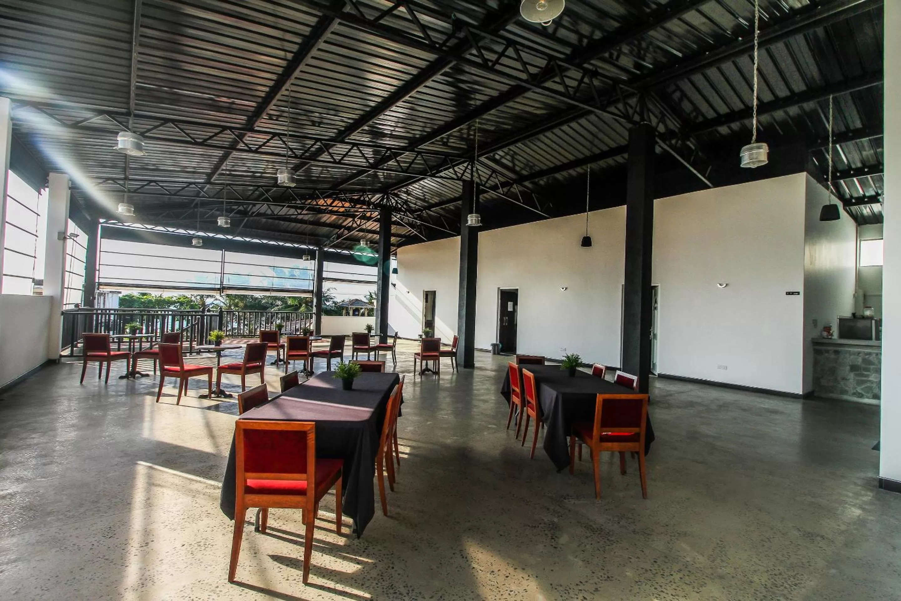 Lobby or reception, Restaurant/Places to Eat in Hotel 198 Negombo