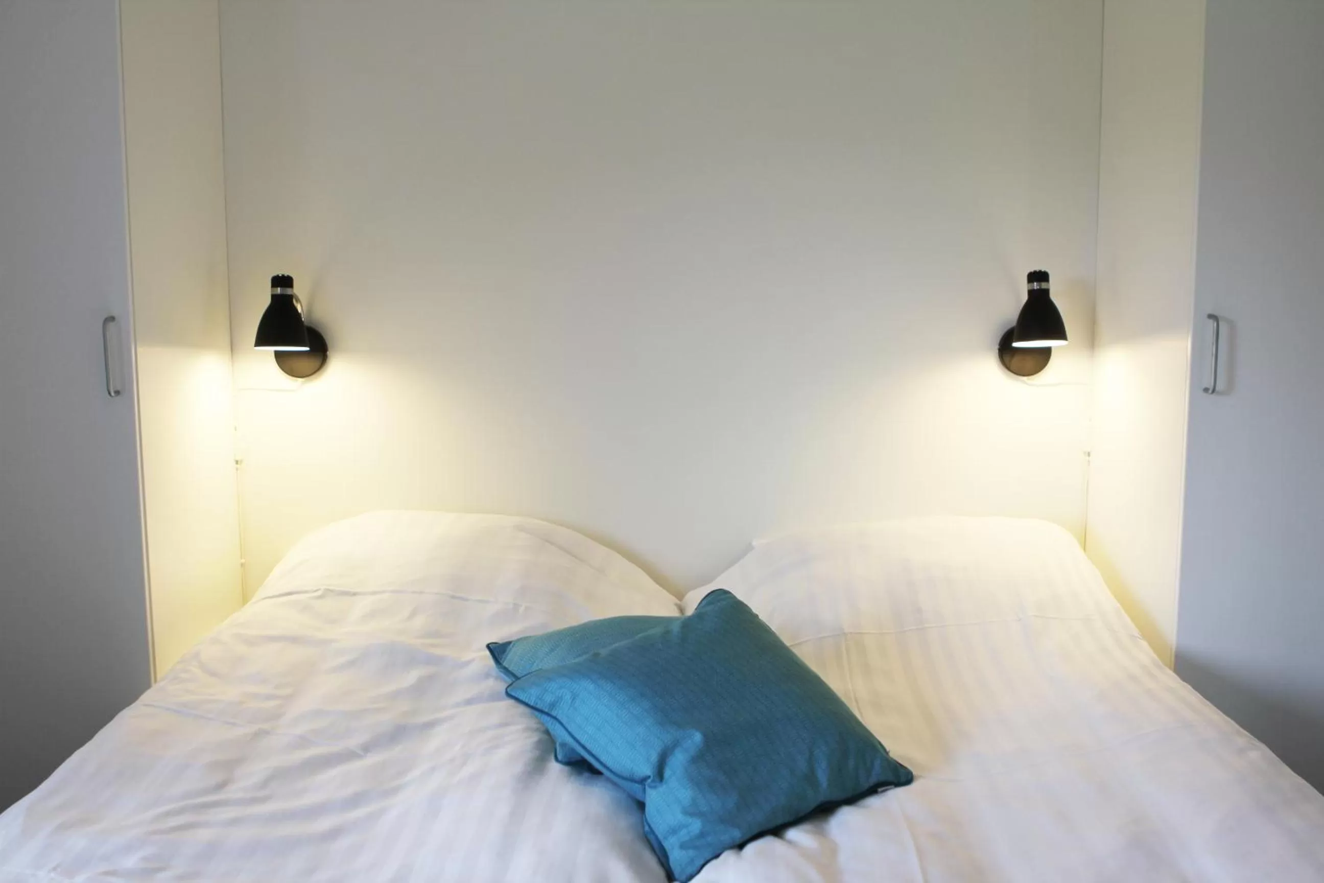 Decorative detail, Bed in 272 Bed & Breakfast