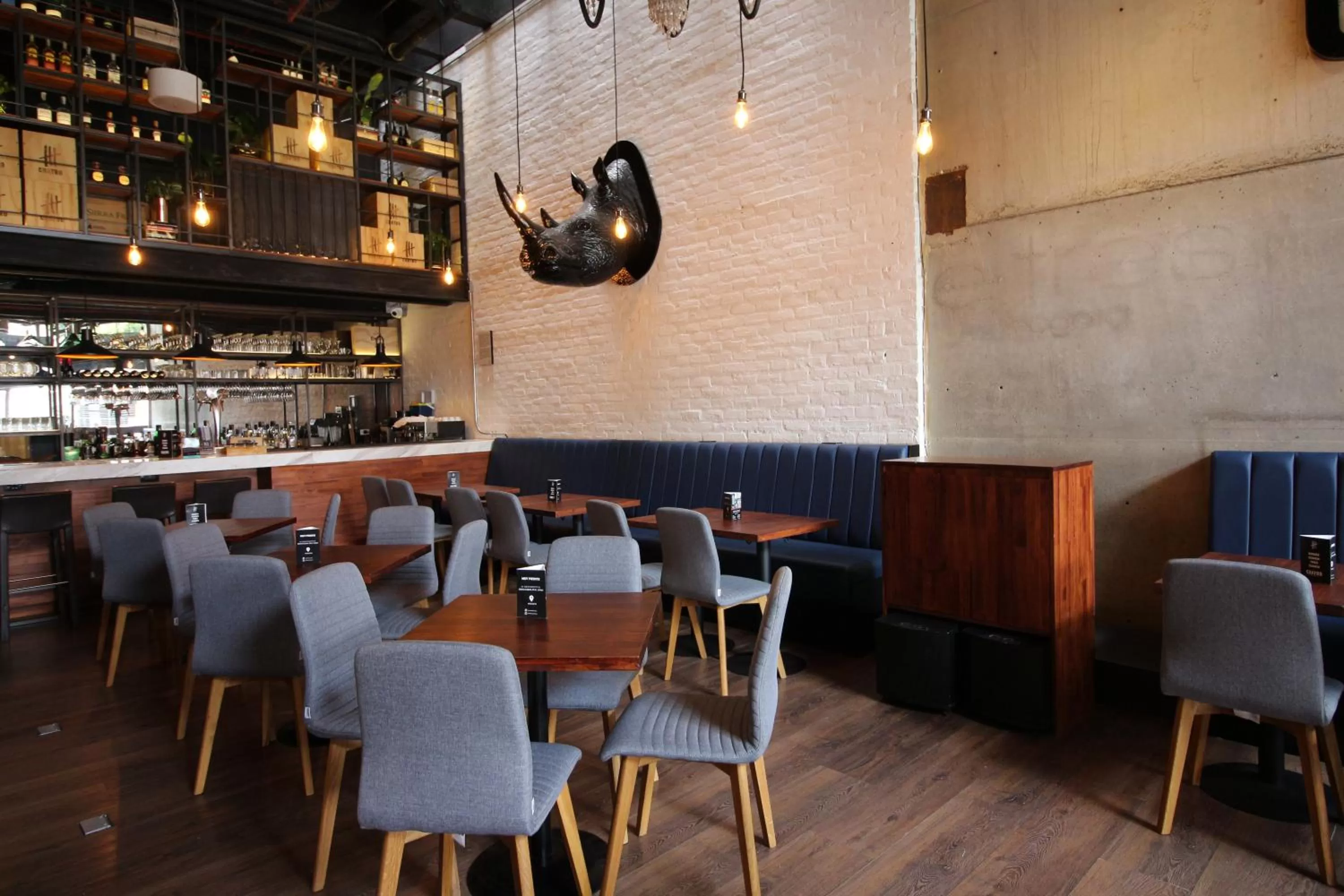 Restaurant/places to eat in Hotel B3 Virrey