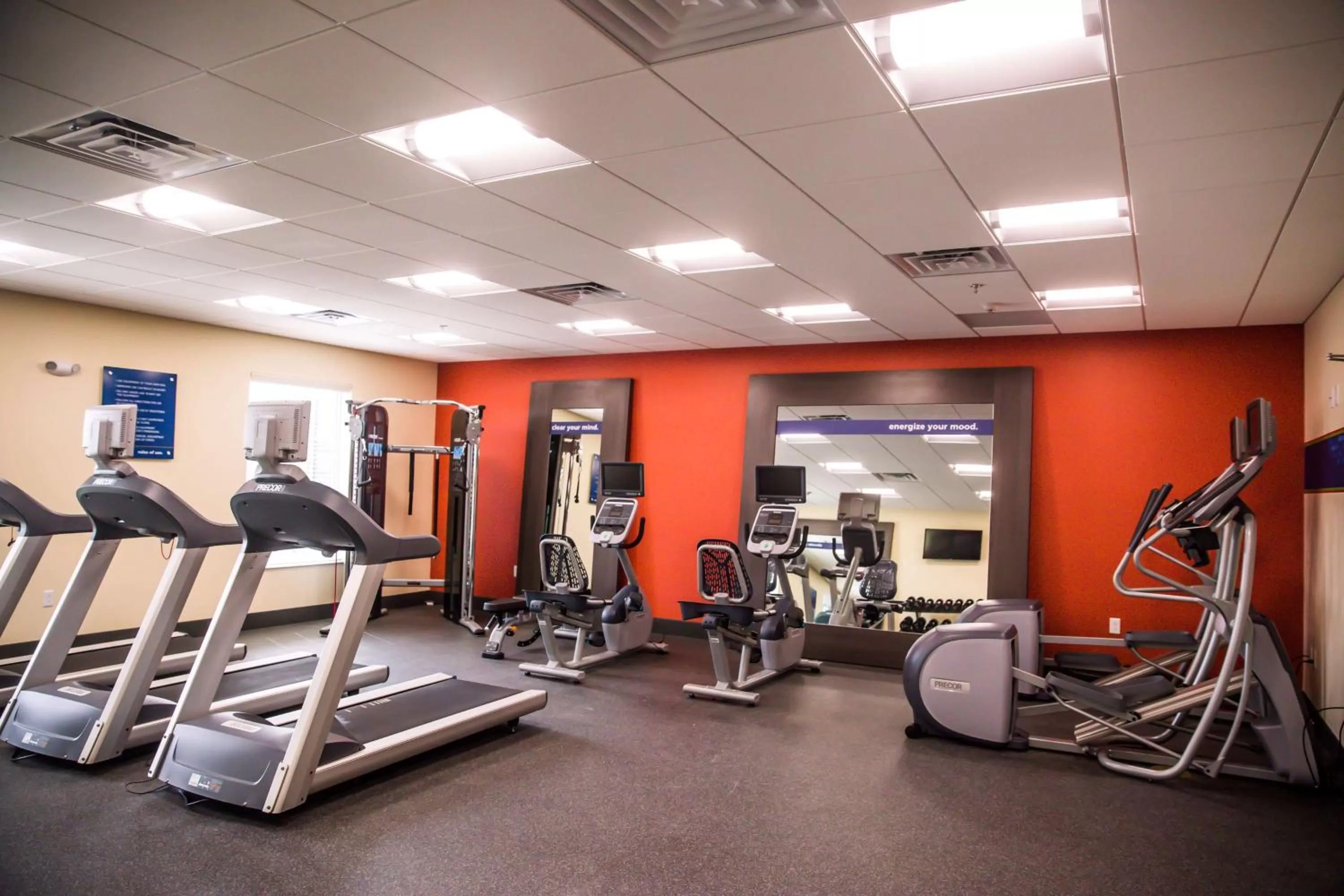Fitness centre/facilities in Hampton Inn-Pontiac