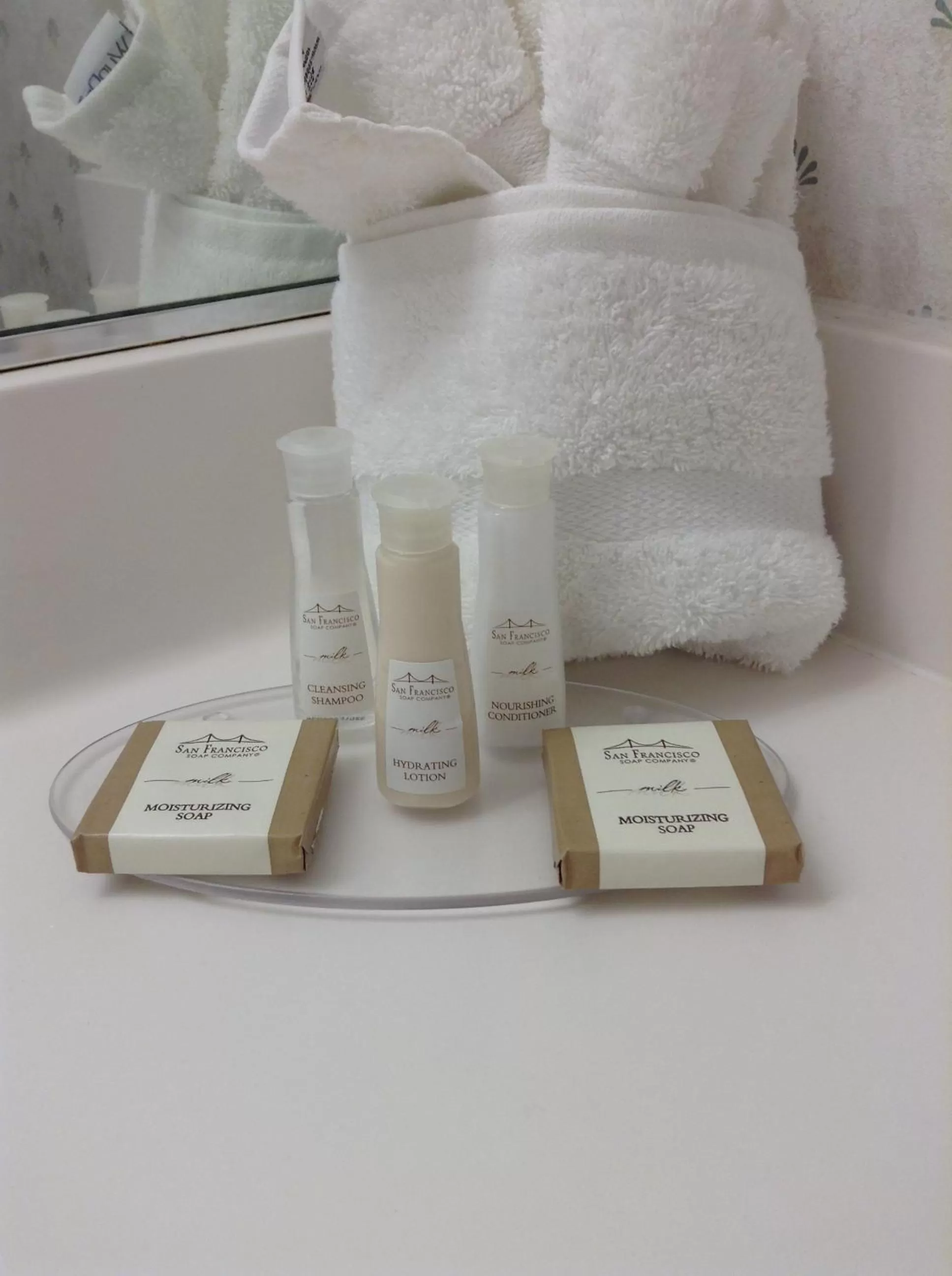 Bathroom in Baymont by Wyndham Fort Wayne