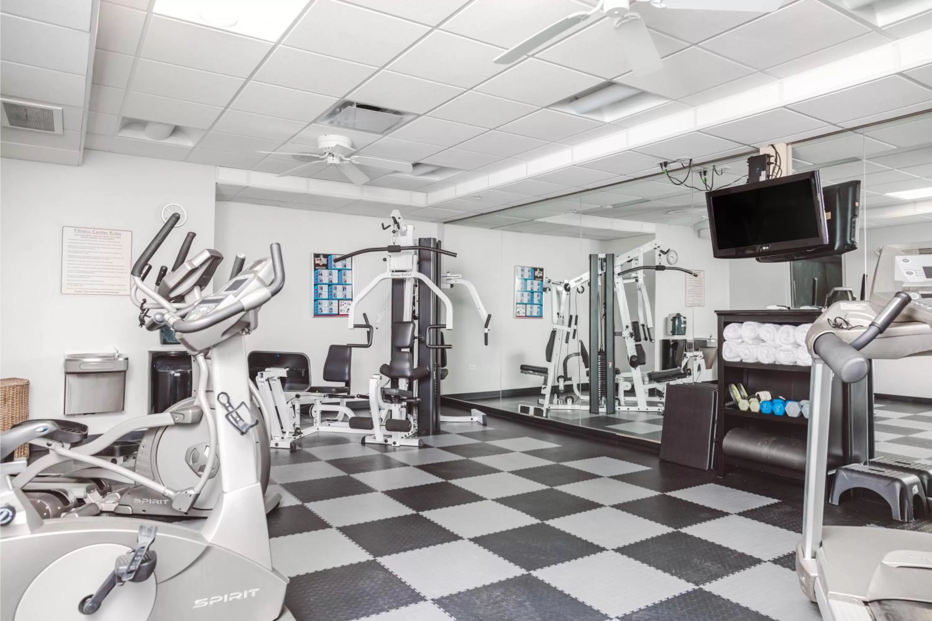 Fitness centre/facilities in The Inn On Sheridan