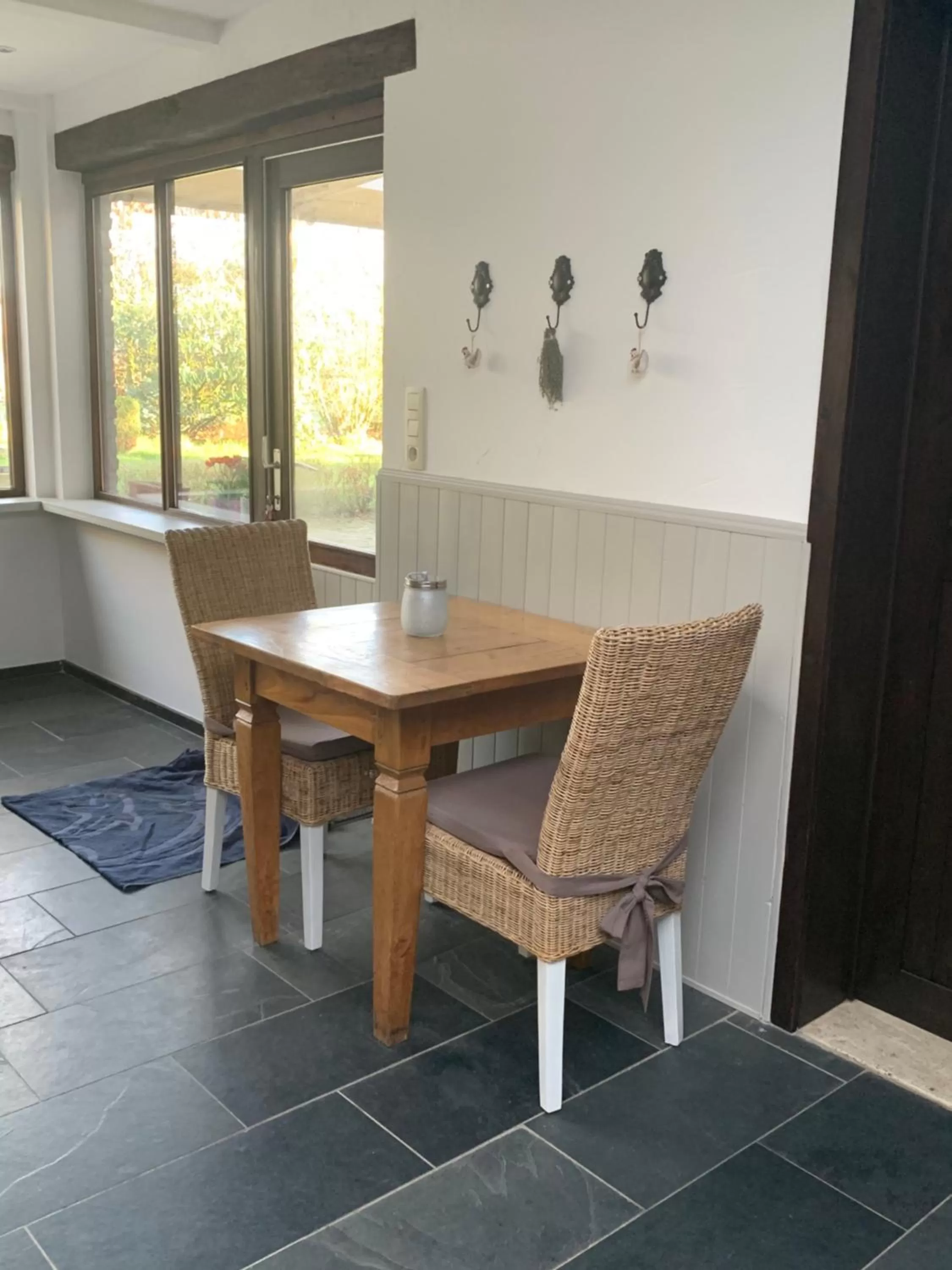 Dining Area in B&B Dageraad