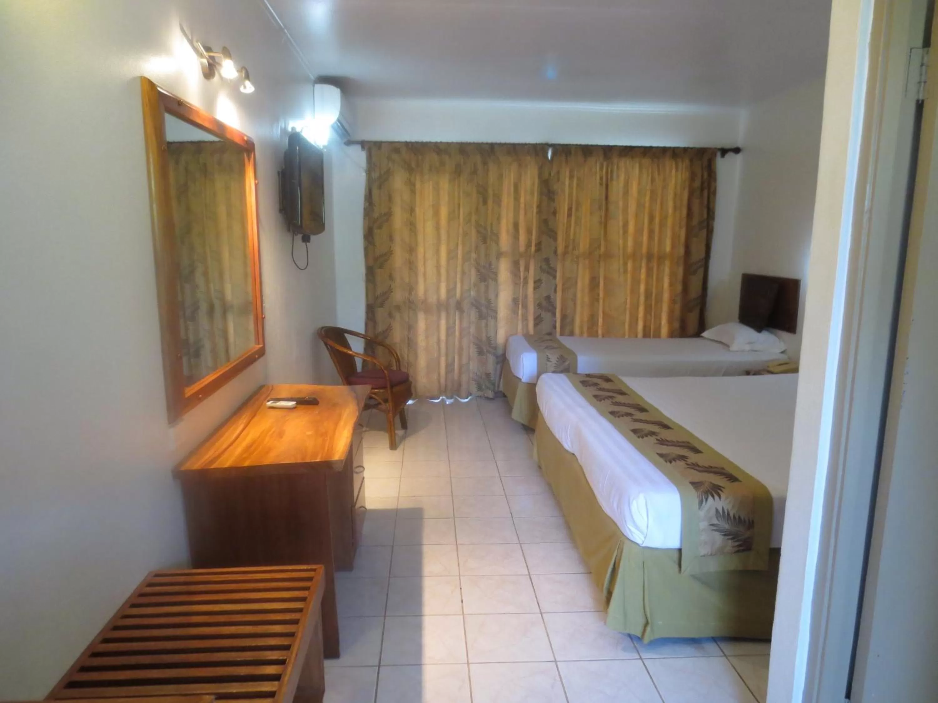 Decorative detail, Bed in Capricorn International Hotel