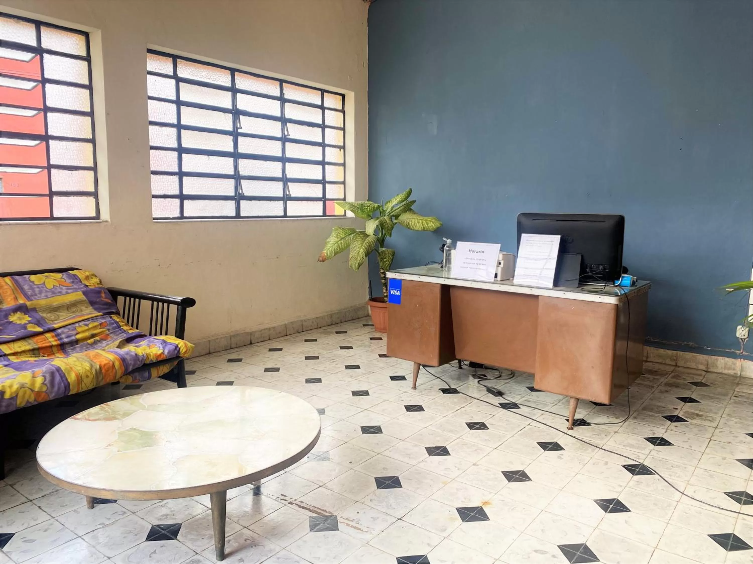 Lobby or reception, Lobby/Reception in OYO Posada Espinosa, Mérida, Parque de Santa Ana
