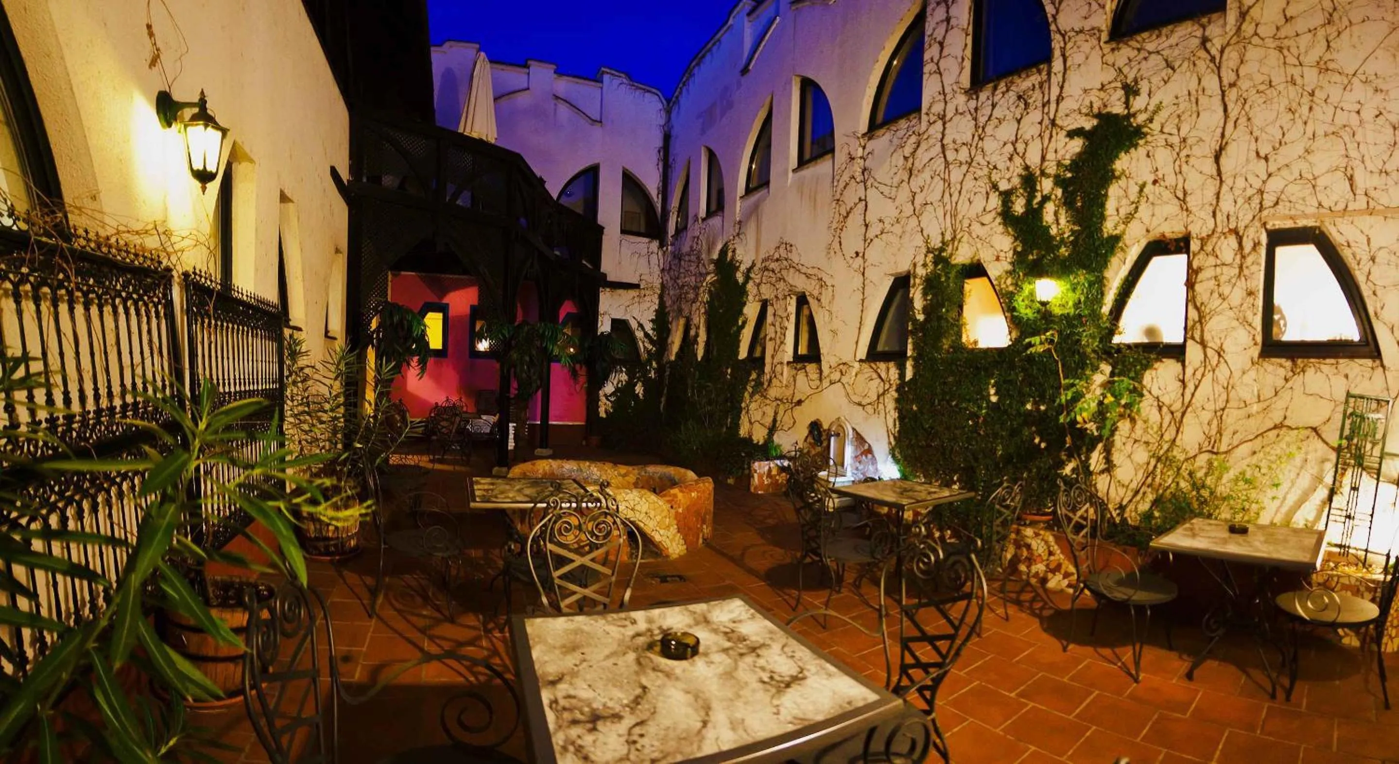 Garden in Janus Boutique Hotel & Spa