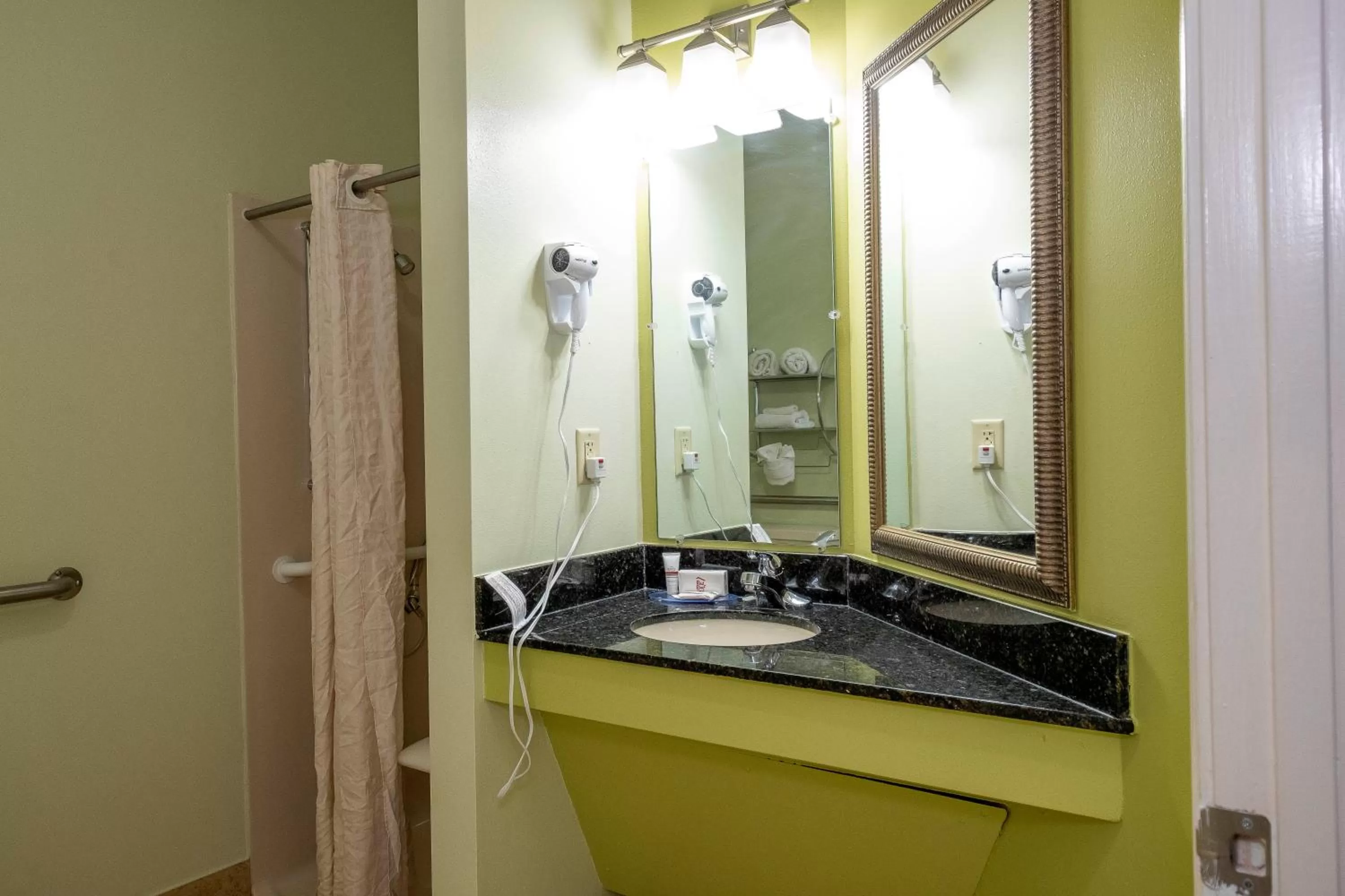 Other in Red Roof Inn & Suites Wilson