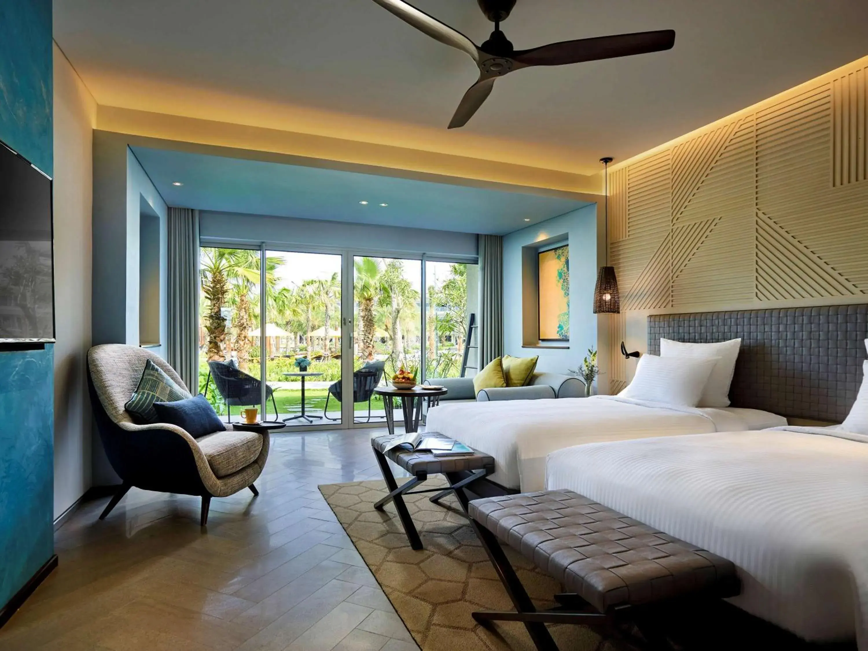 Deluxe Twin Room with Garden View in Pullman Phu Quoc Beach Resort Deluxe Twin Room with Garden View in Pullman Phu Quoc Beach Resort