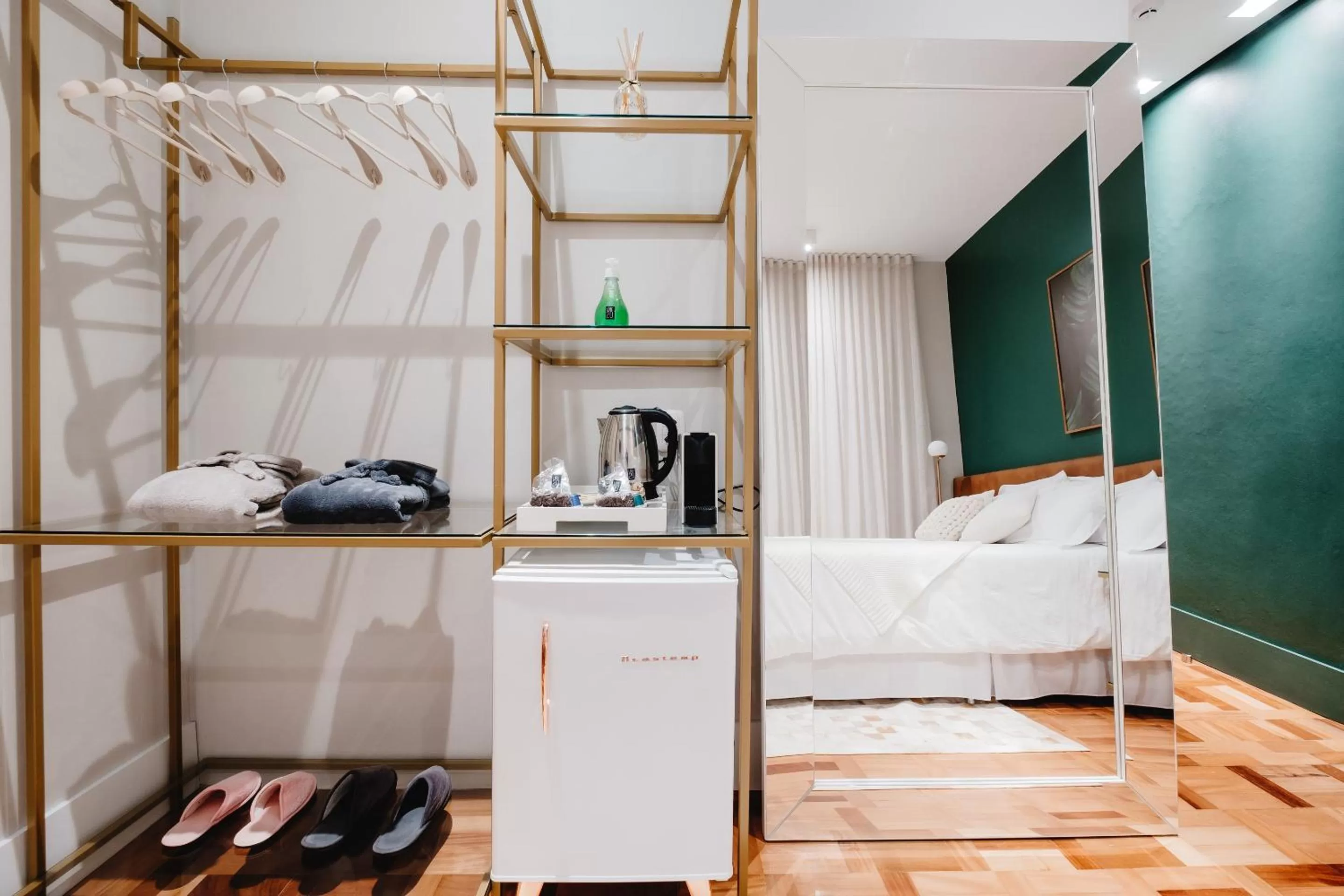 Coffee/tea facilities, Bed in LOTE20 Hotel Boutique