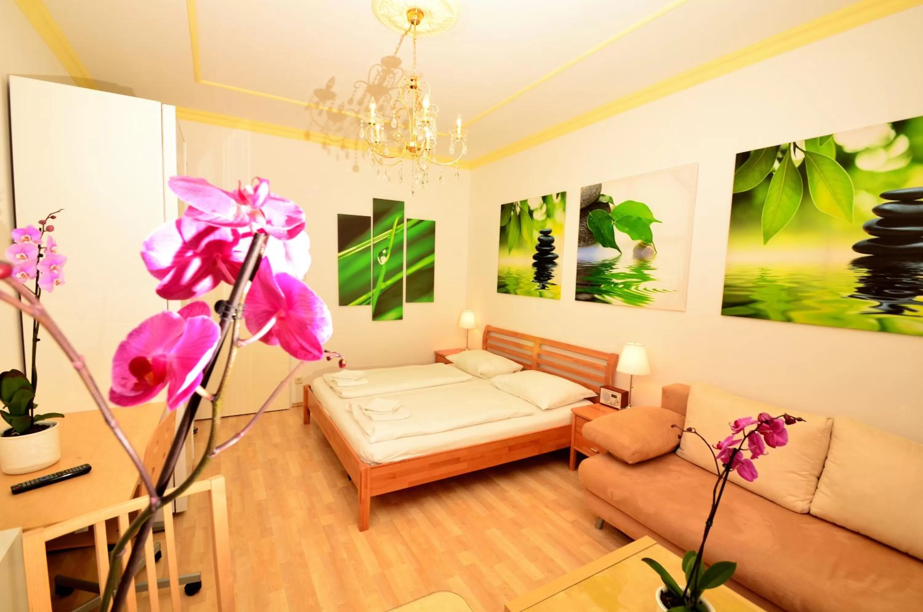 Bed in AJO Apartments - Messe City Flat - Self-Check-in