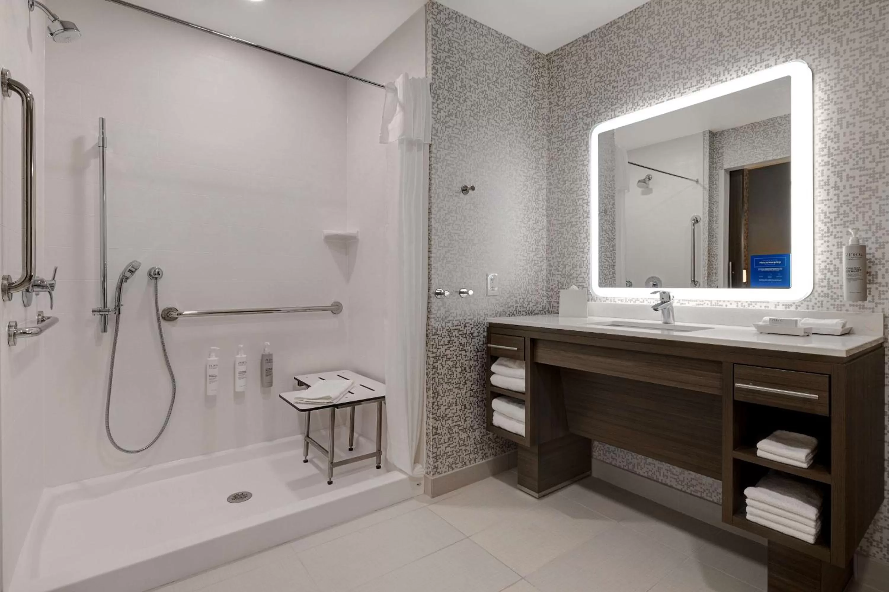 Bathroom in Home2 Suites By Hilton Redding