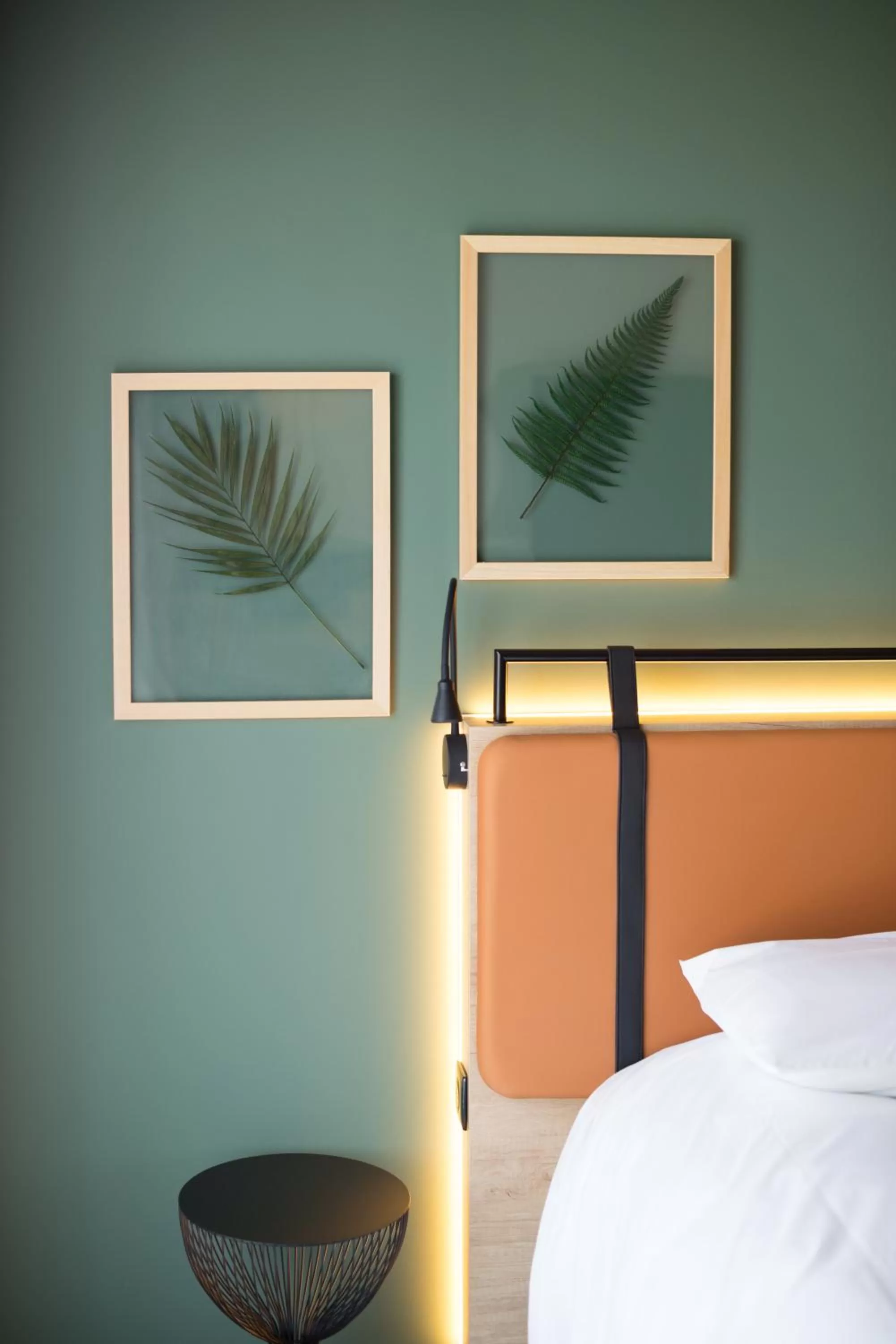 Bedroom, Bed in Campanile Saint Brieuc - Centre Gare