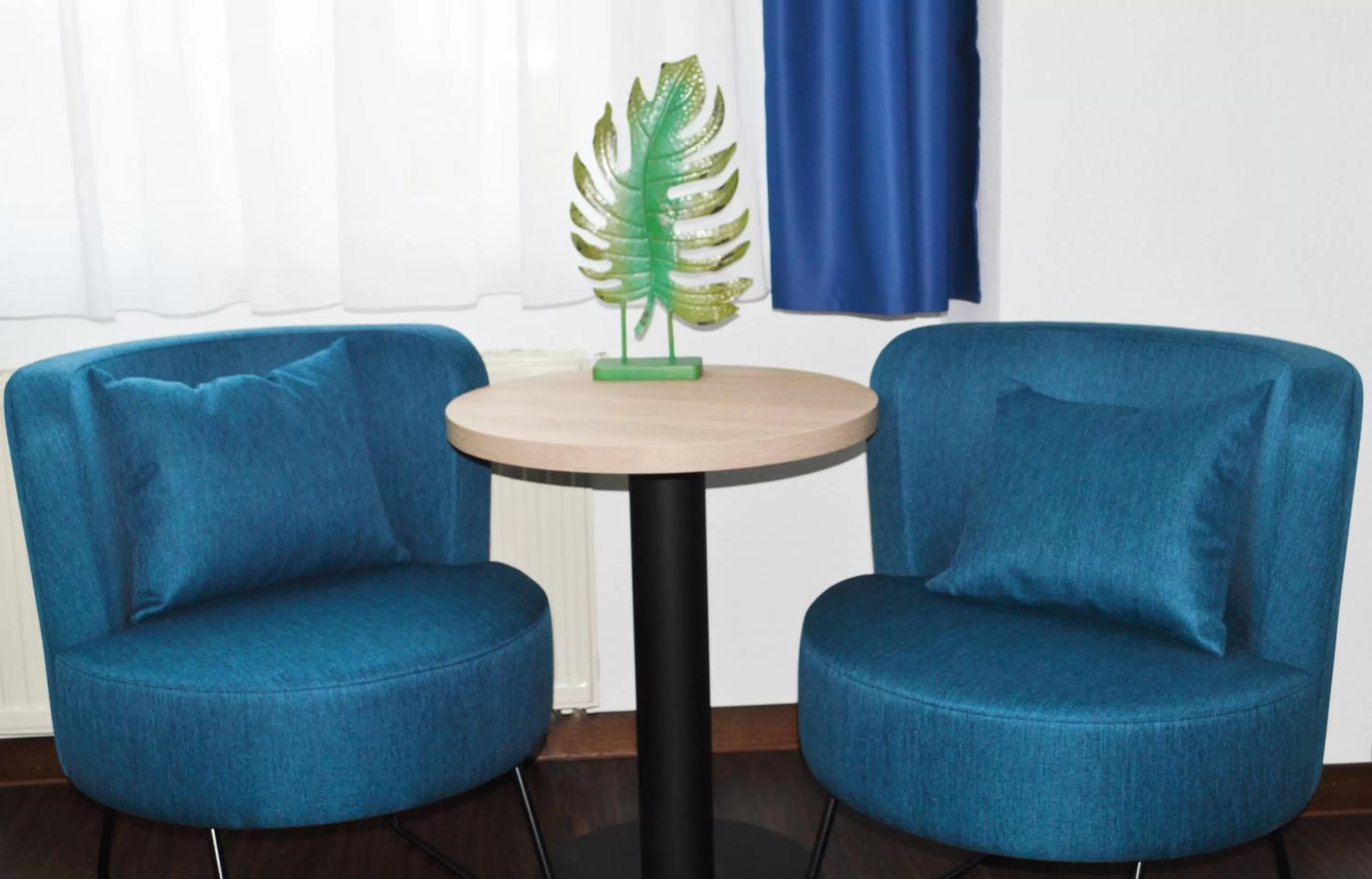 Seating Area in Pallas Hotel