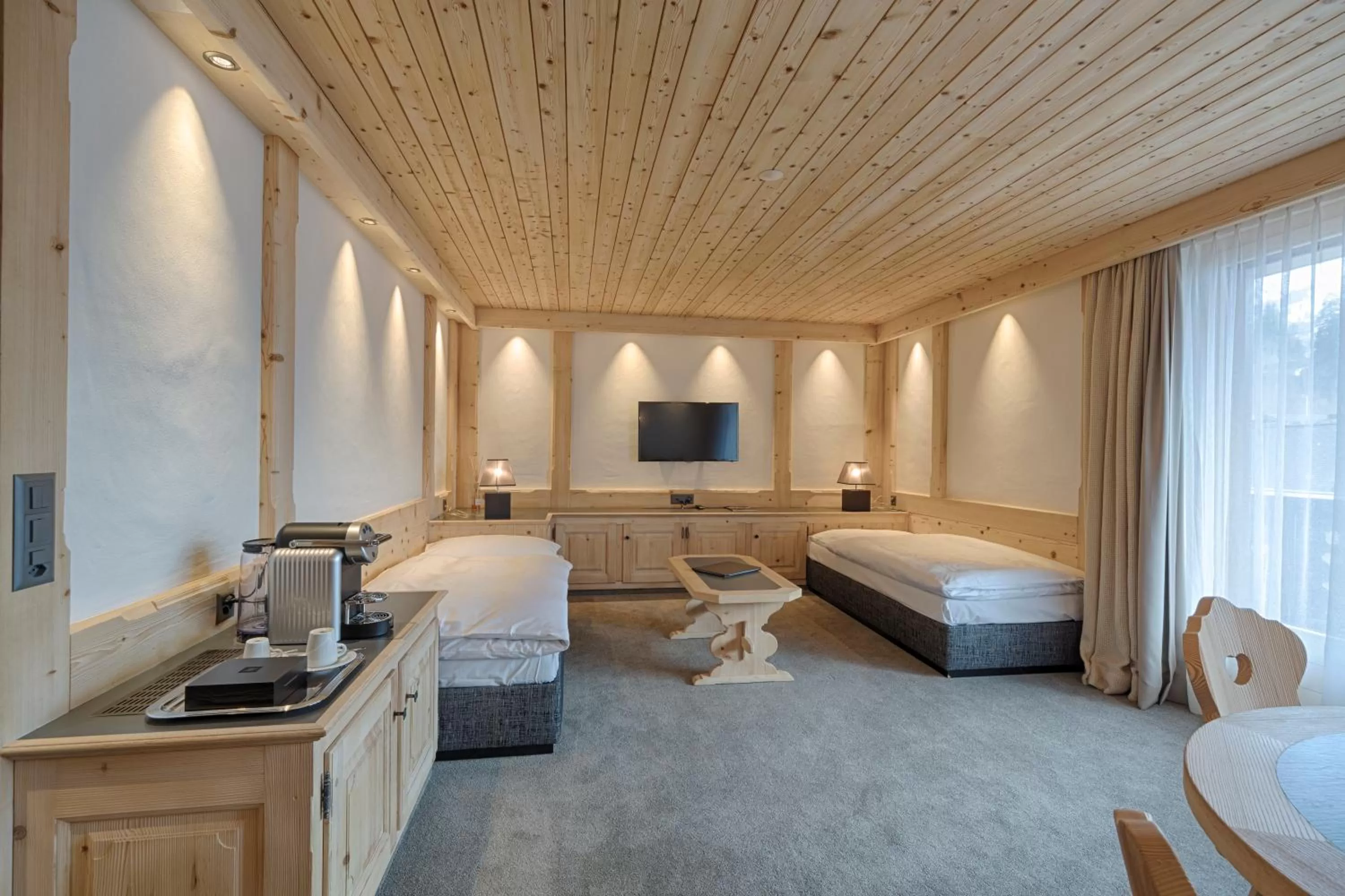 Bathroom, Bed in Bernerhof Swiss Quality Hotel Gstaad