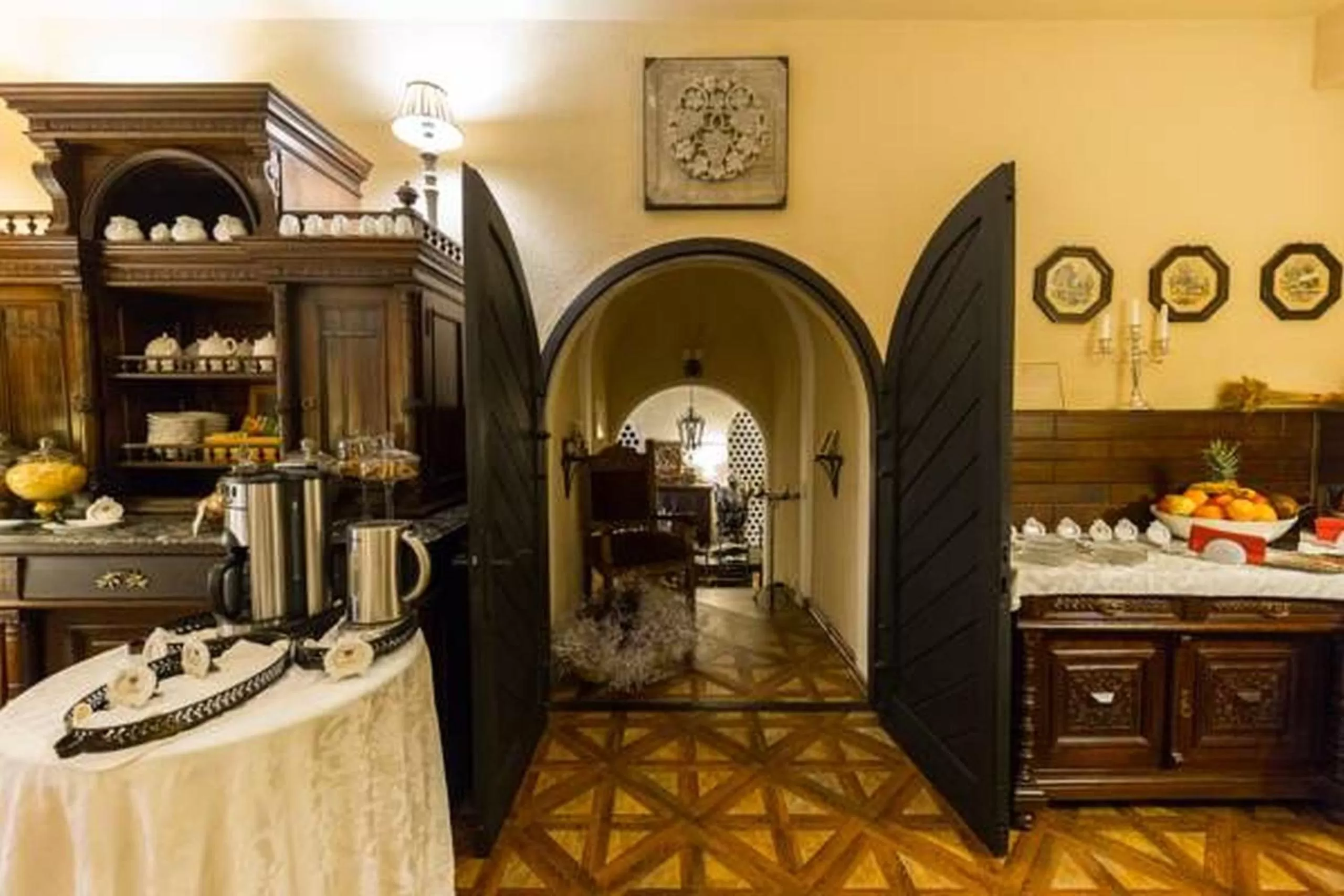 Continental breakfast in Grand Boutique Hotel