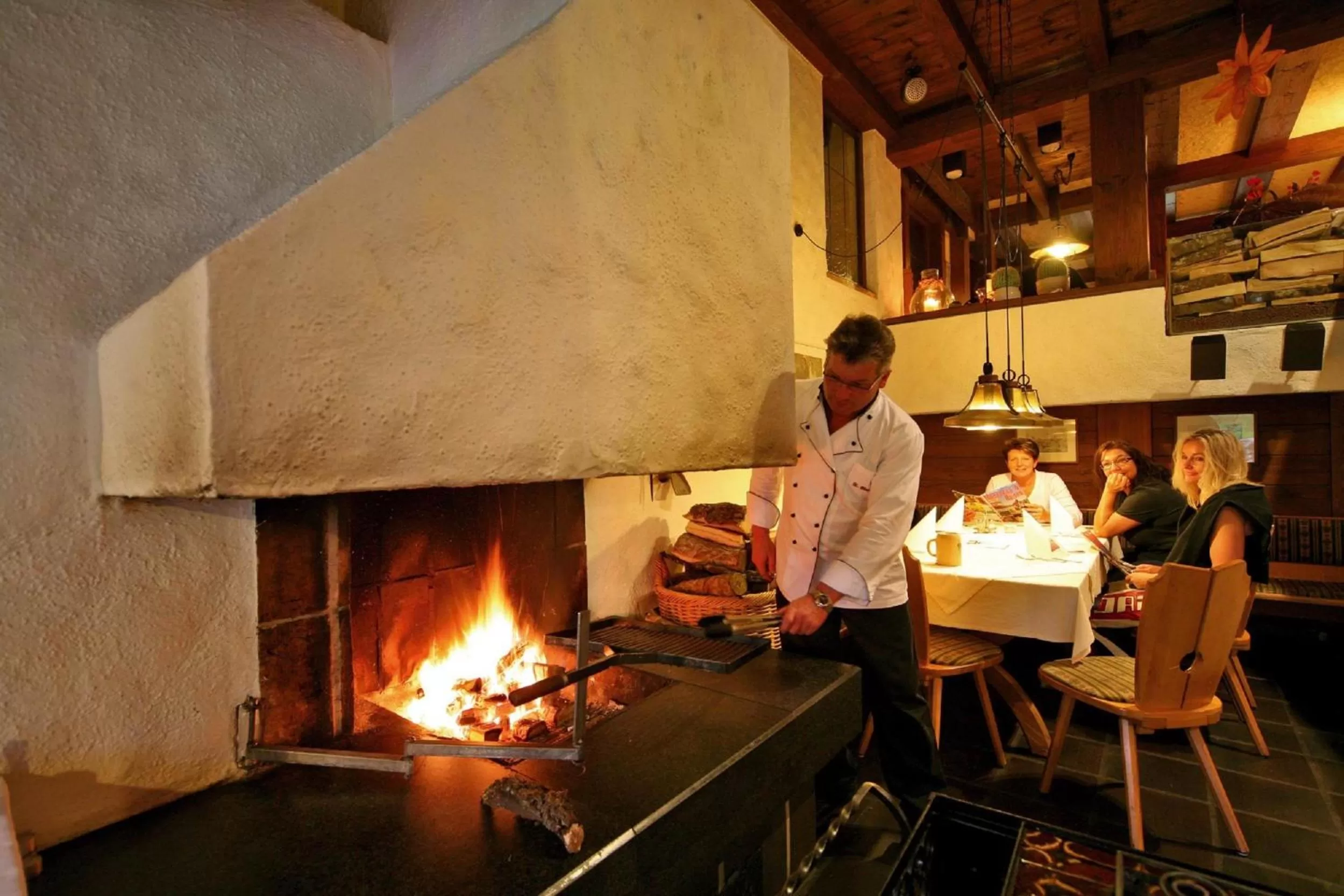 Restaurant/places to eat in Wellnesshotel Sonnenhof & Sonnhalde