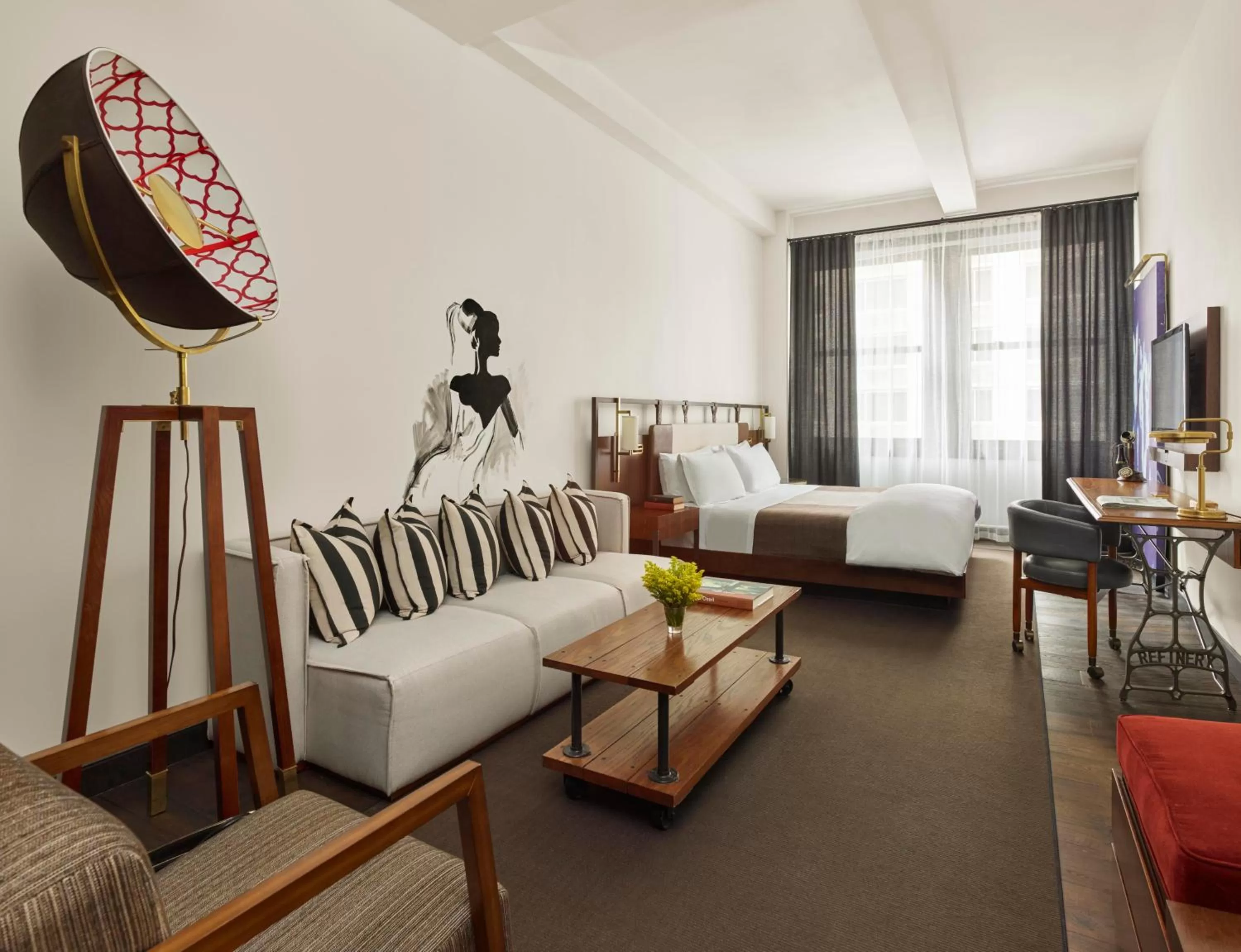 Bed in Refinery Hotel - New York