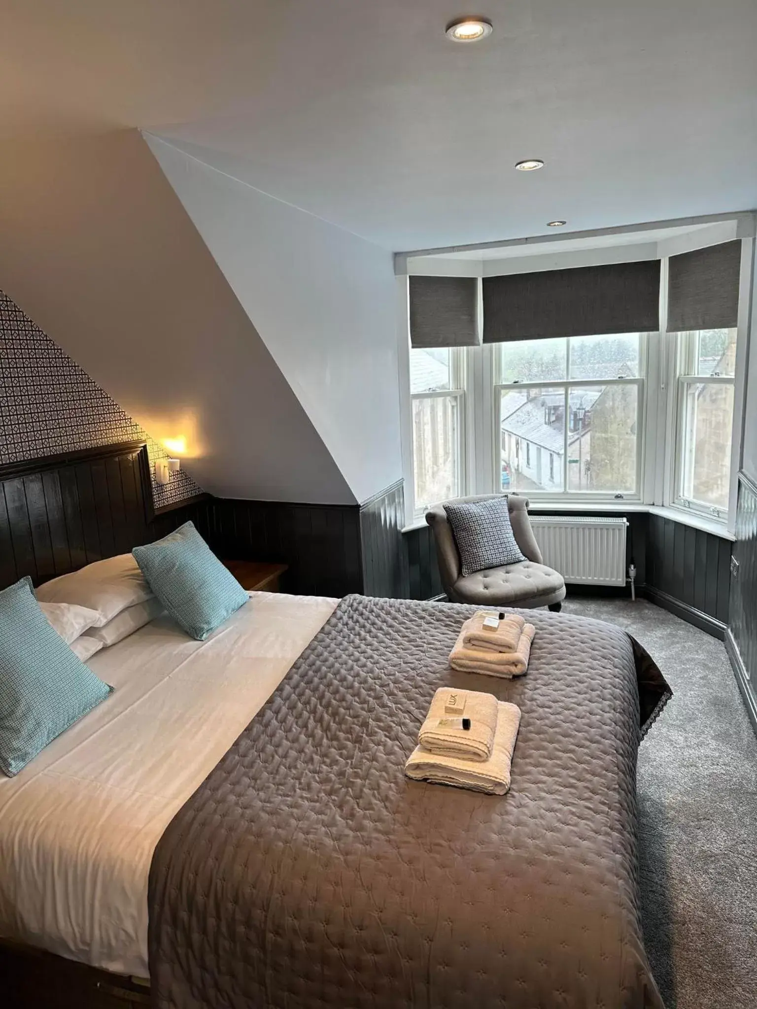 Family Room in Nithsdale Hotel Family Room in Nithsdale Hotel