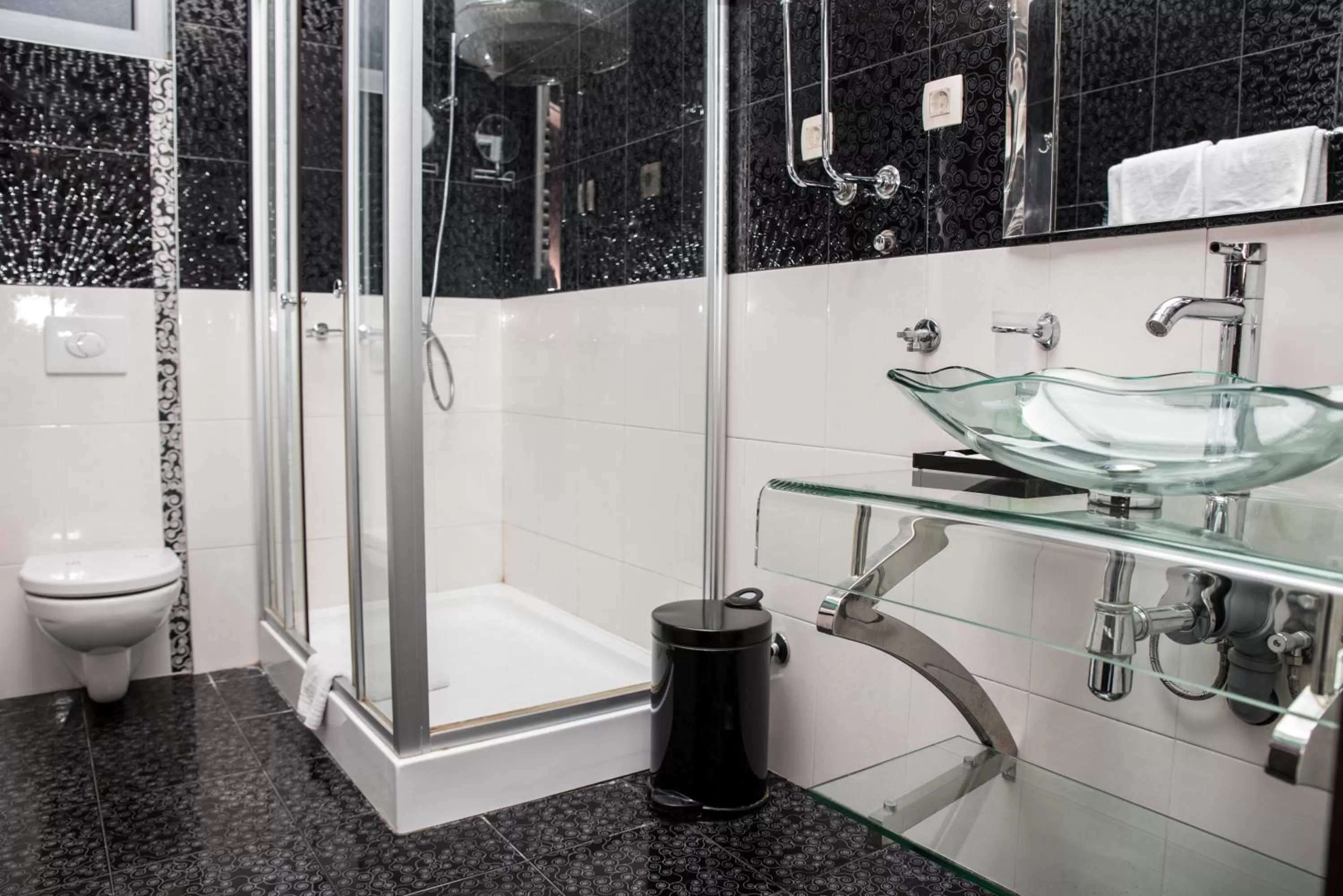 Bathroom in Hotel Crnogorska Kuća