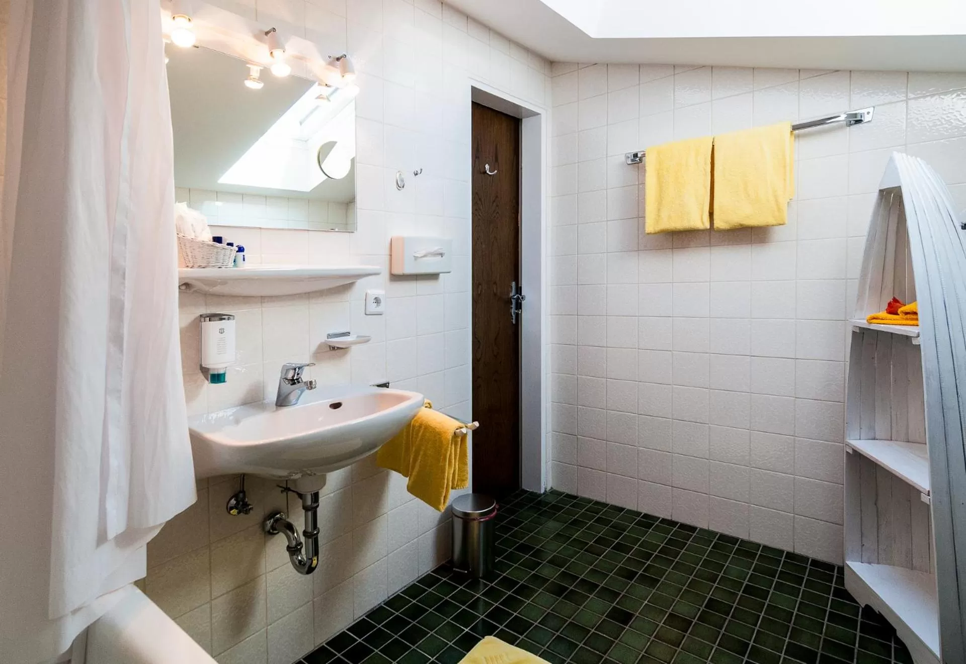 Bathroom in Hotel Effland -Sauna -Pool