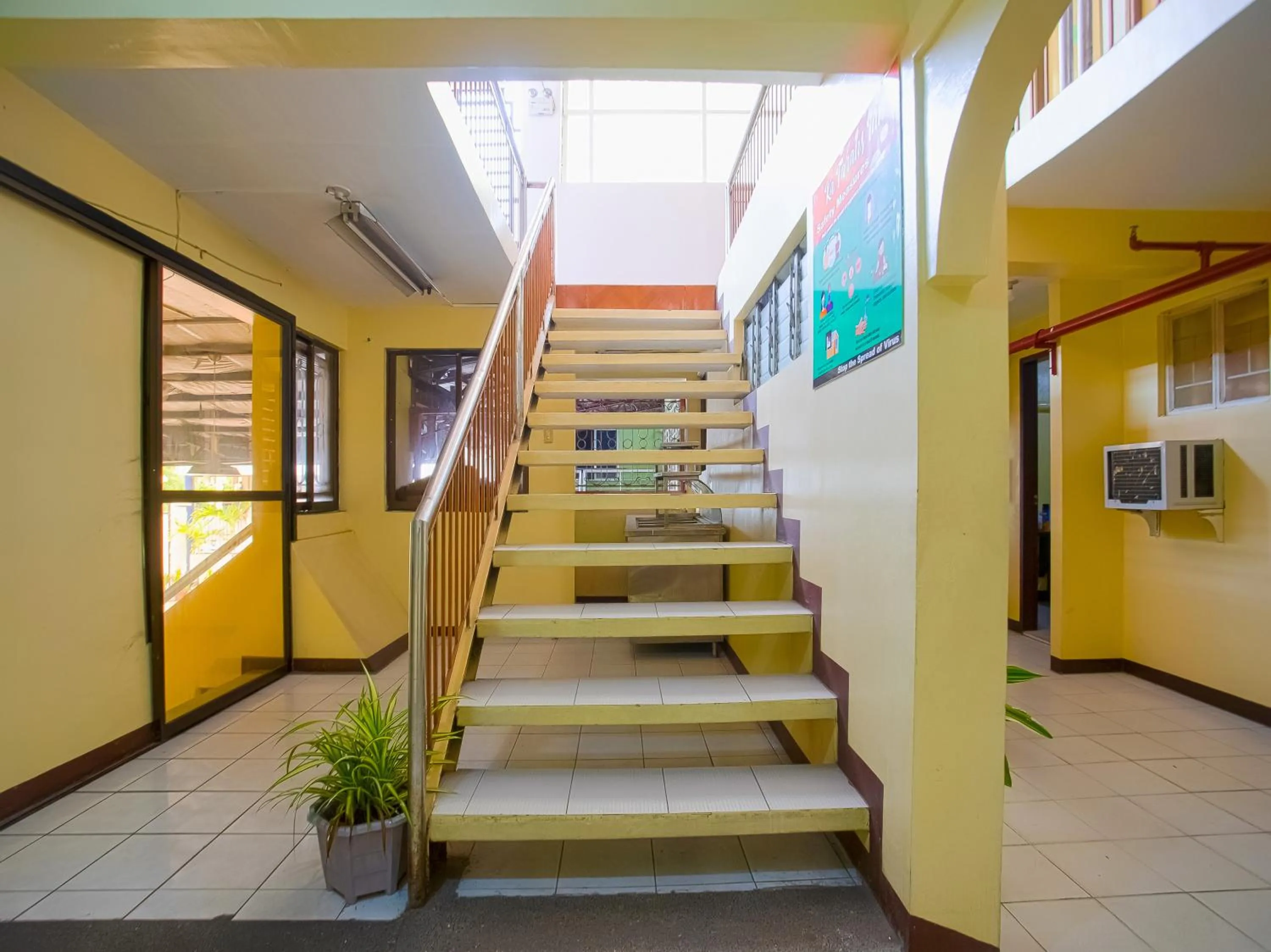 Lobby or reception in OYO 802 Ka Farah's Inn