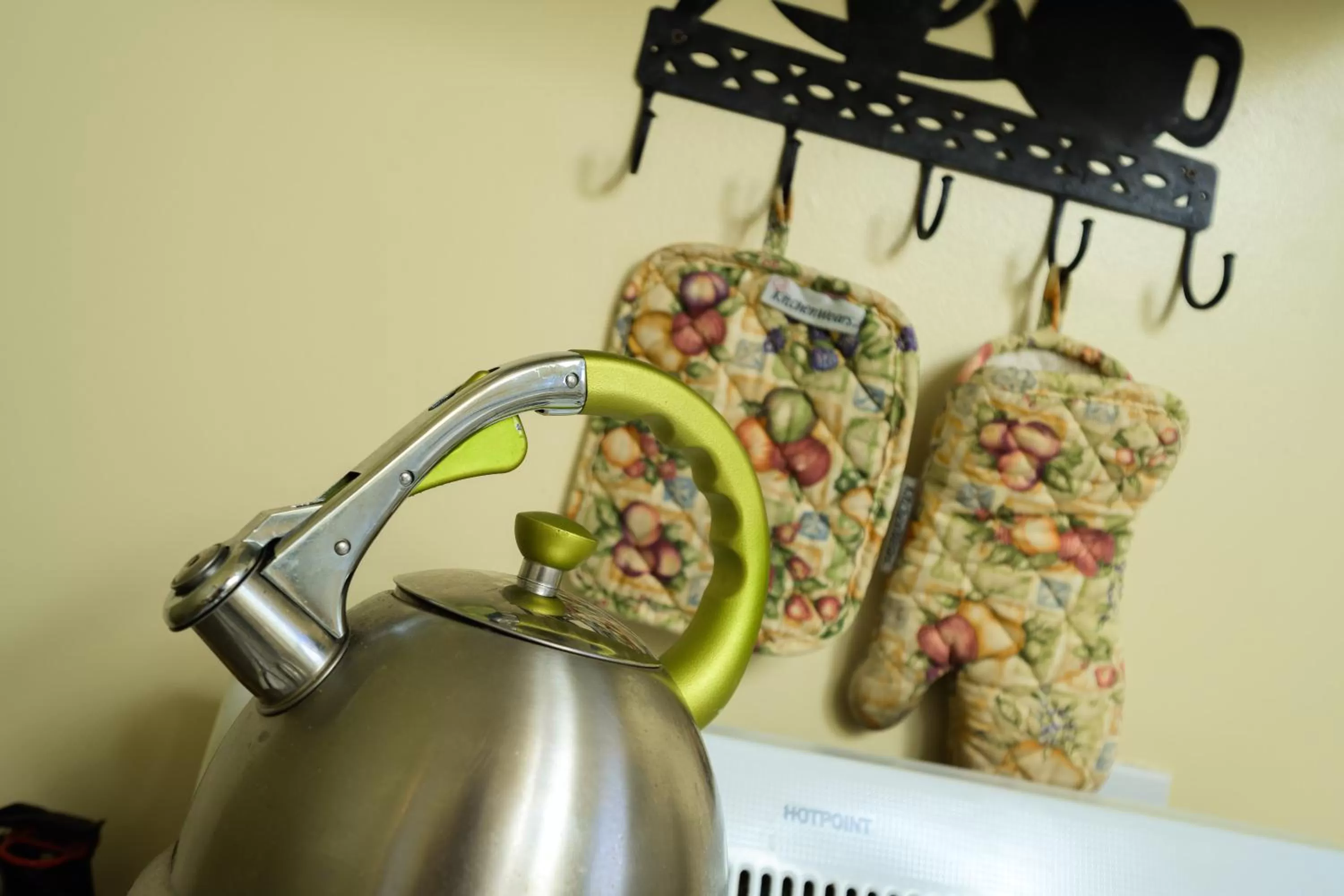 Kitchen or kitchenette in Marina Motel