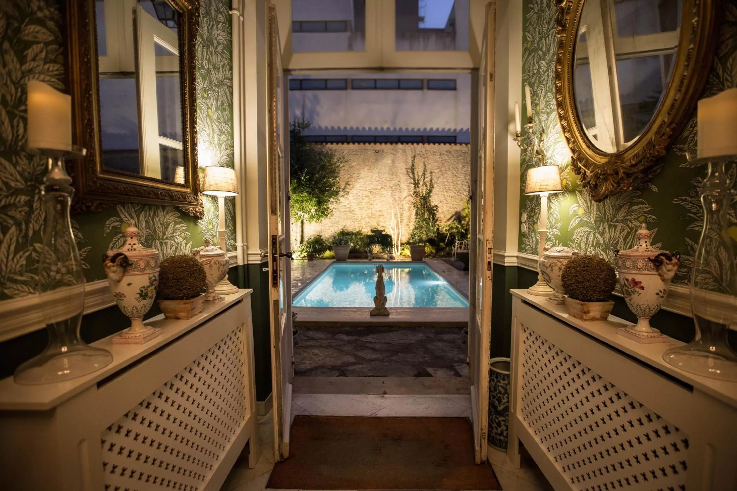 Facade/entrance in Carcassonne Bed and Breakfast du Palais