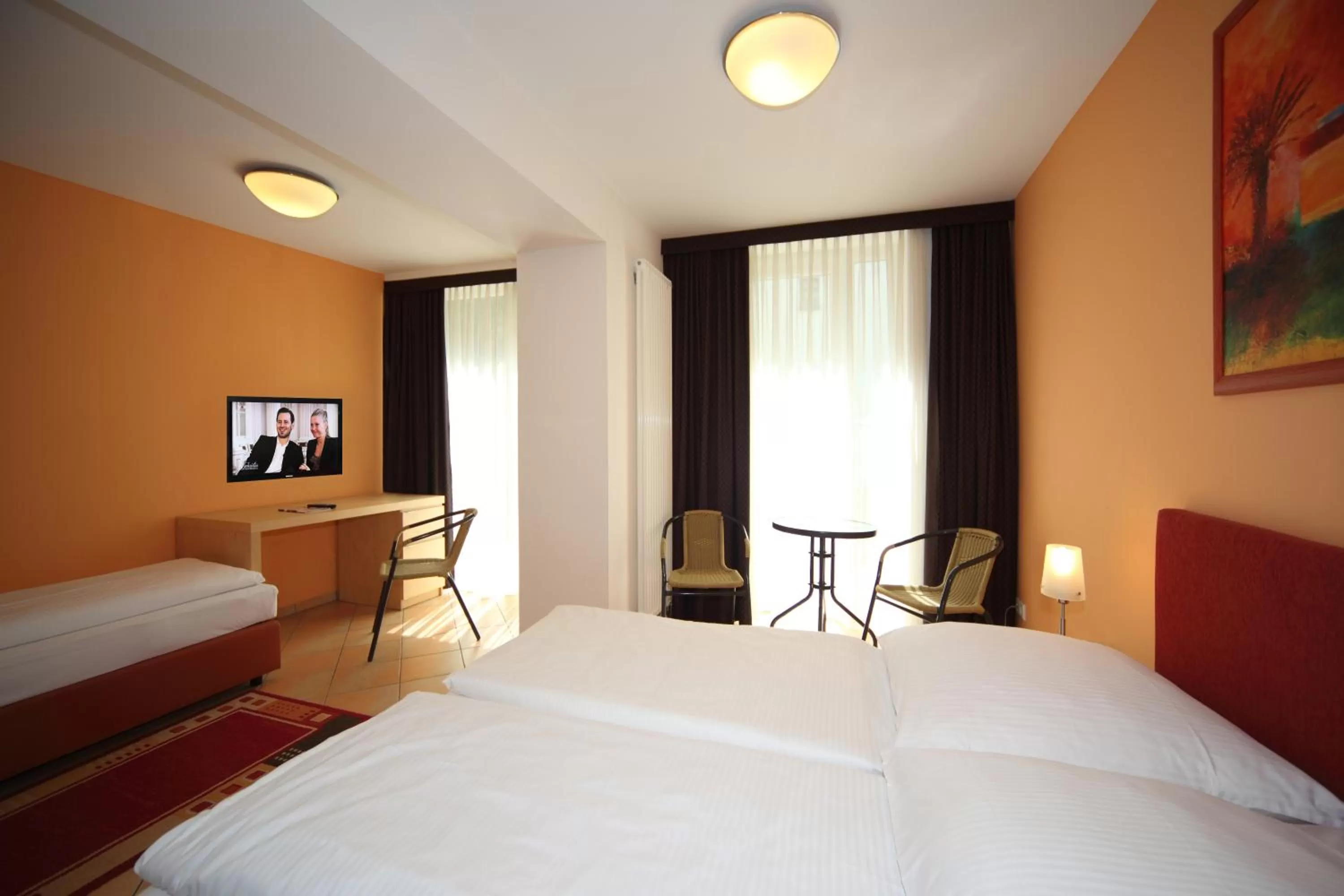 Bedroom, Bed in Hotel Hansehof