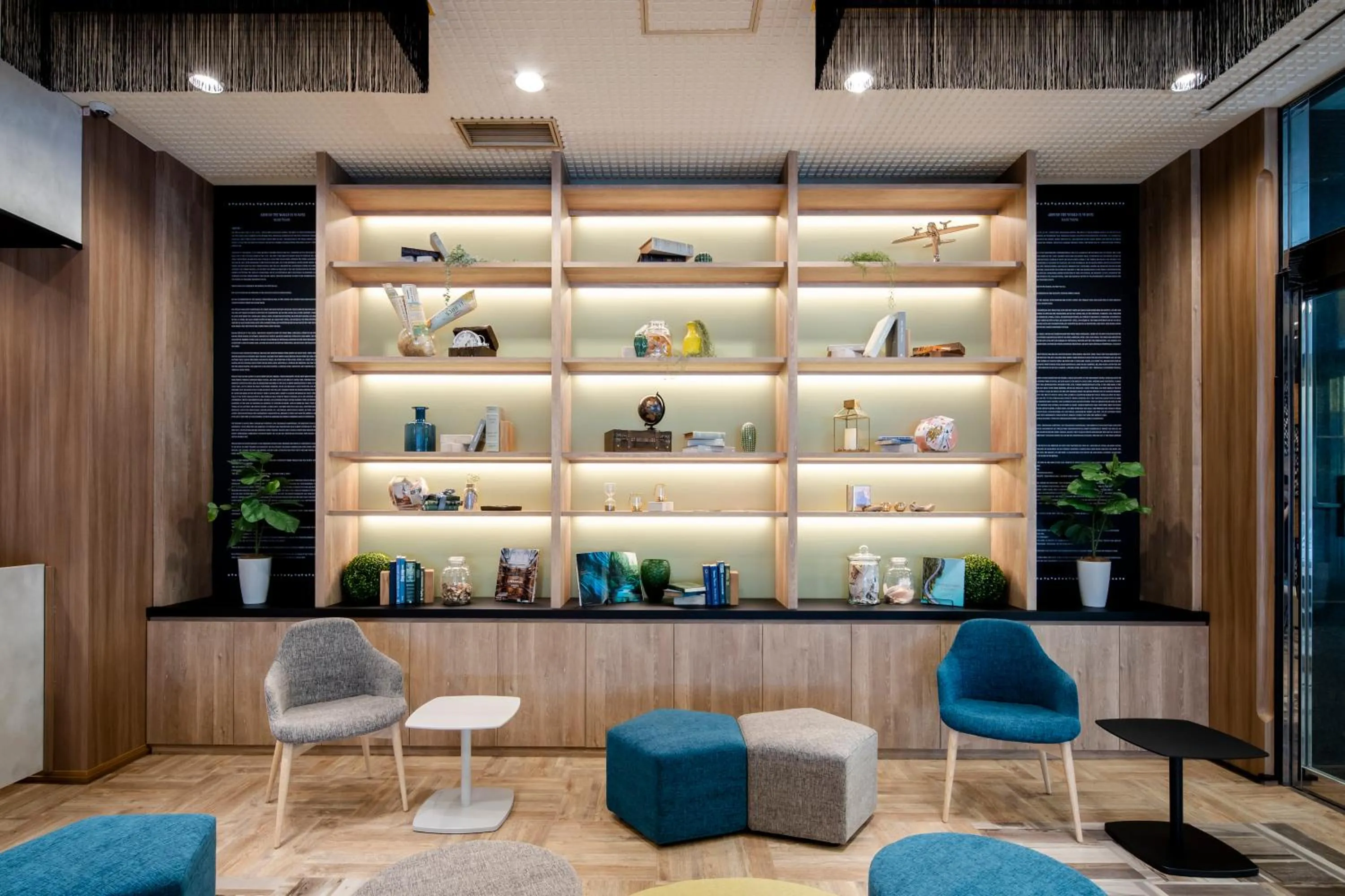 Lobby or reception in Chisun Hotel Kamata