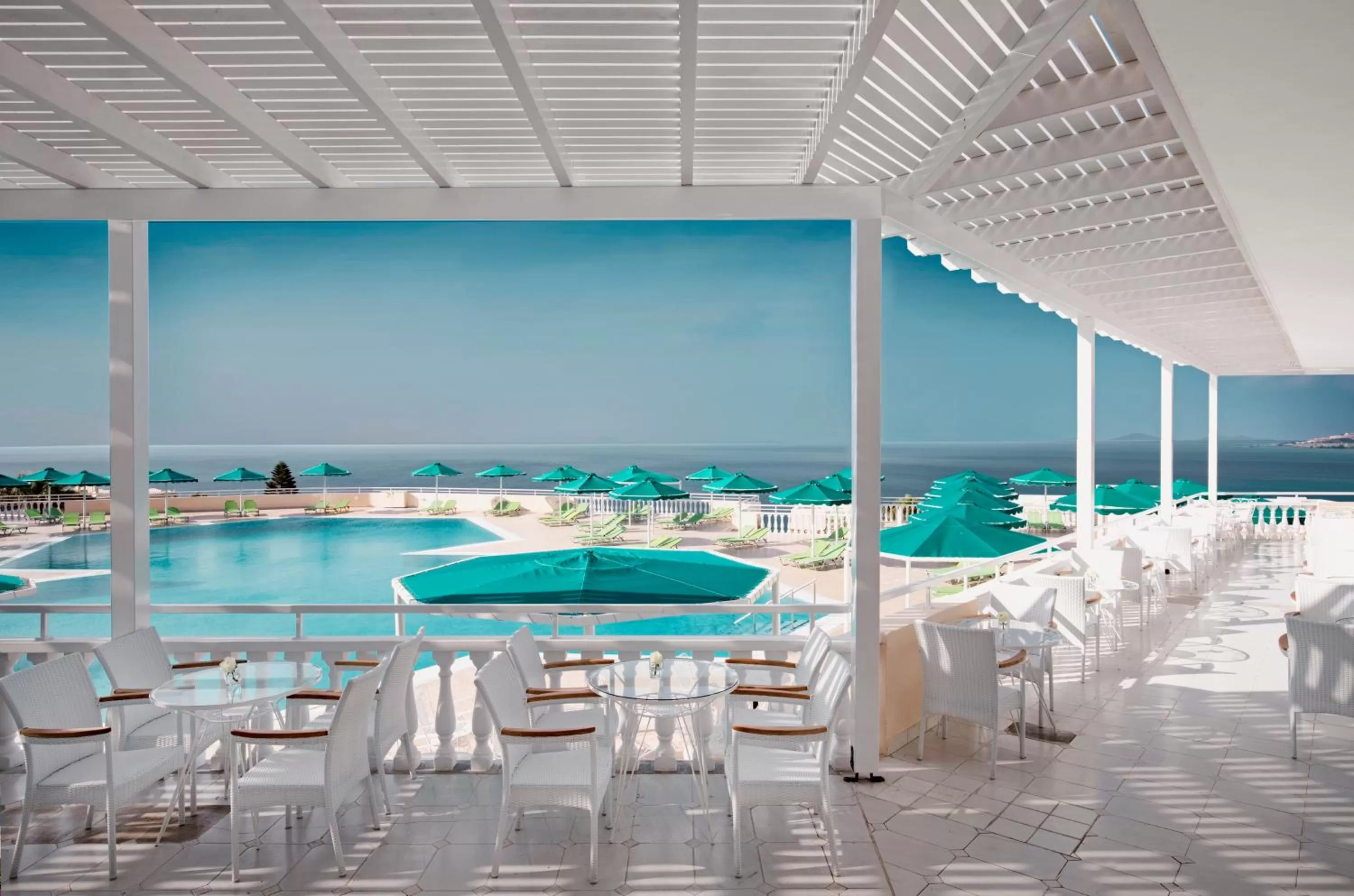 Lounge or bar in Canvas by Mitsis Family Village