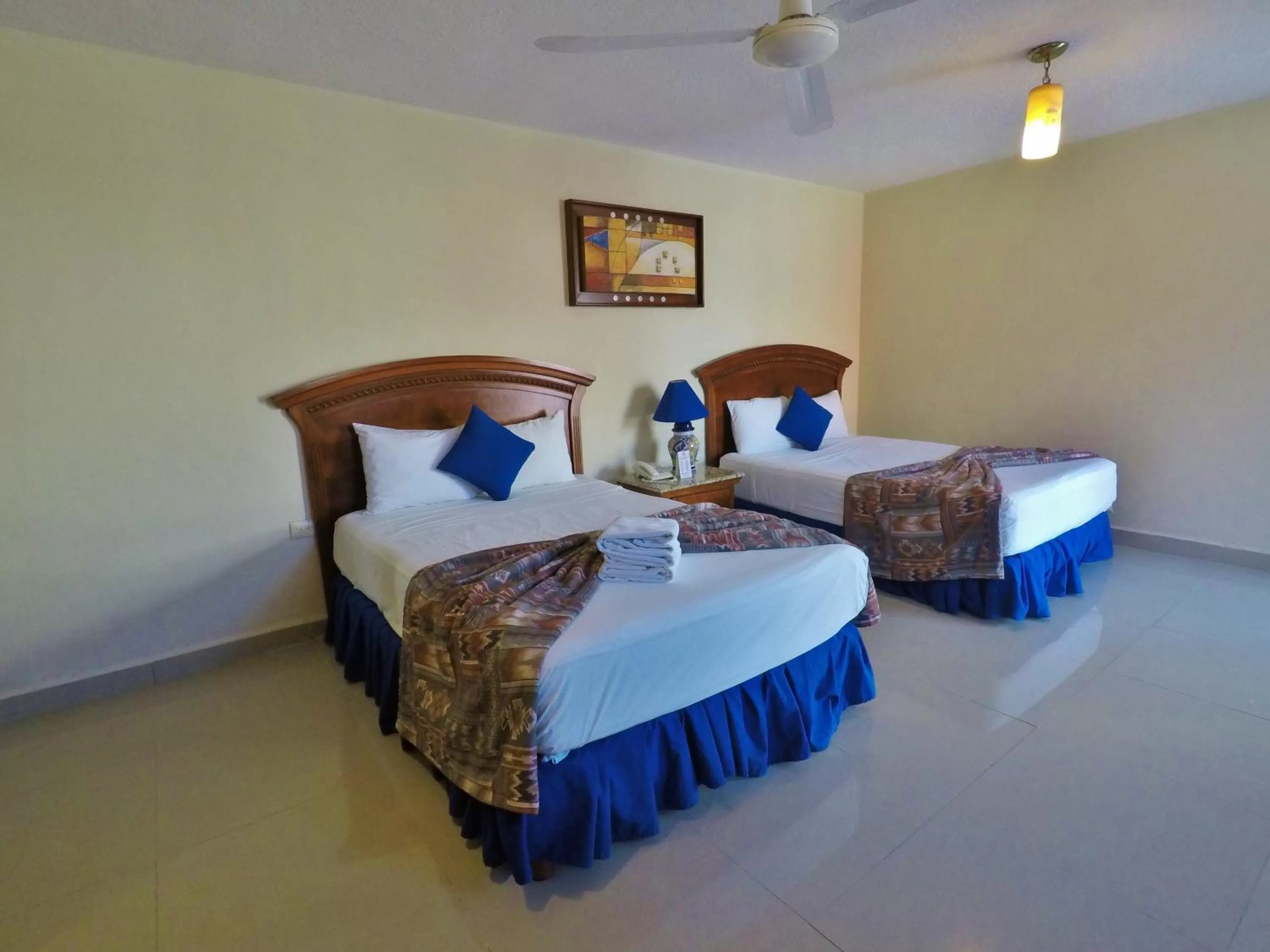 Bed in Hotel El Campanario Playa del Carmen