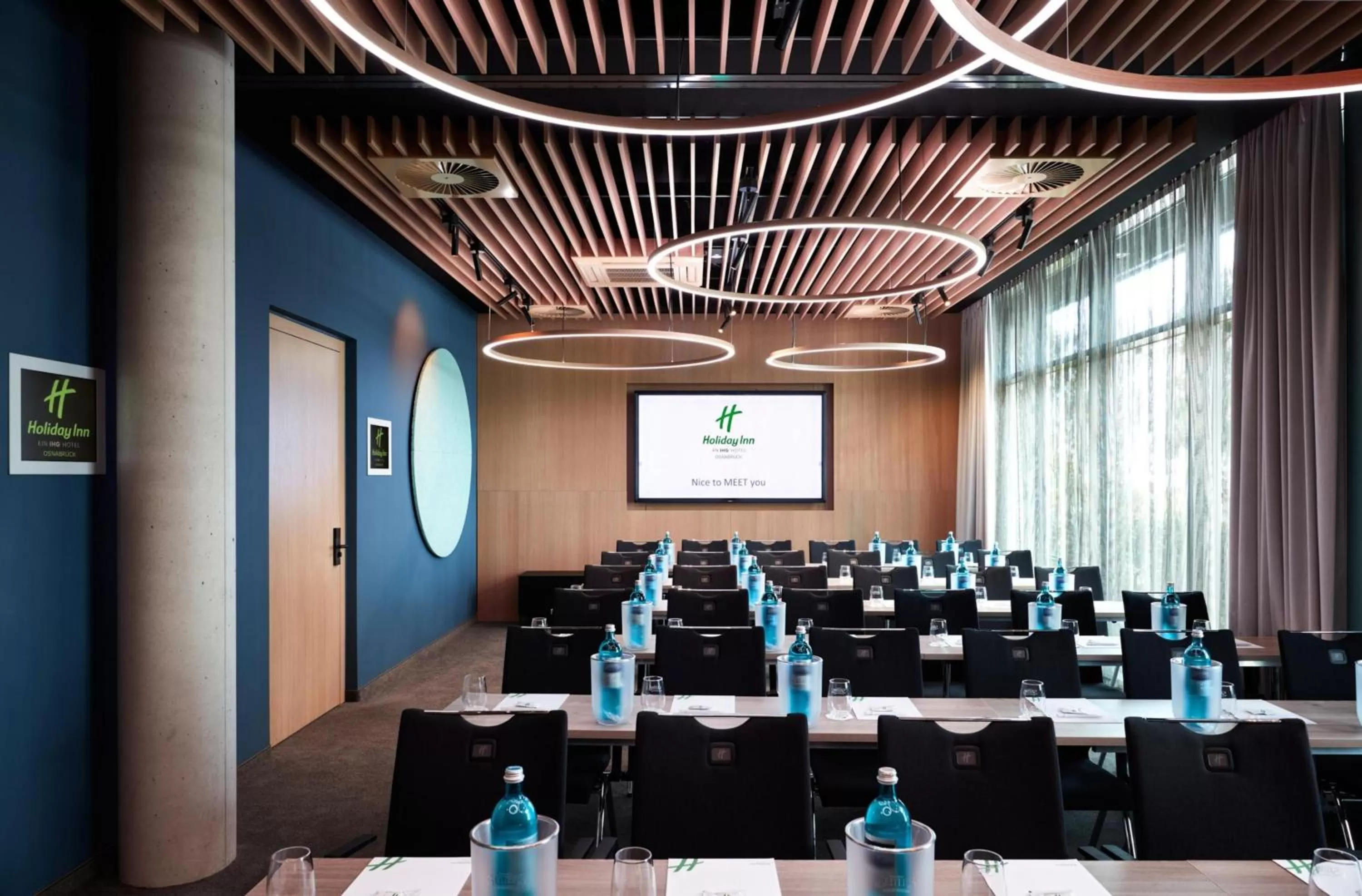 Meeting/conference room in Holiday Inn - Osnabrück by IHG