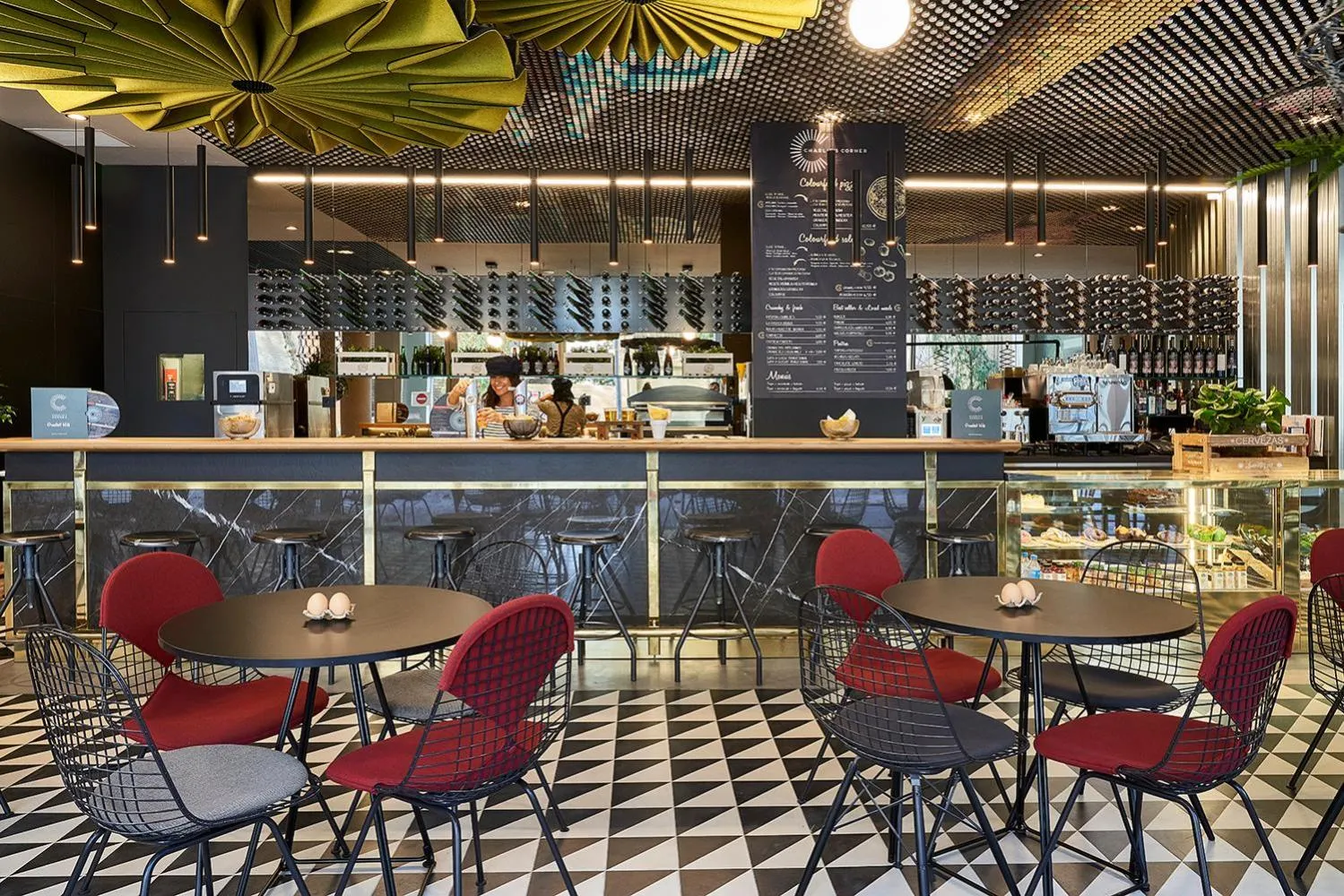 Restaurant/places to eat in Ibis Barcelona Plaza Glòries 22@