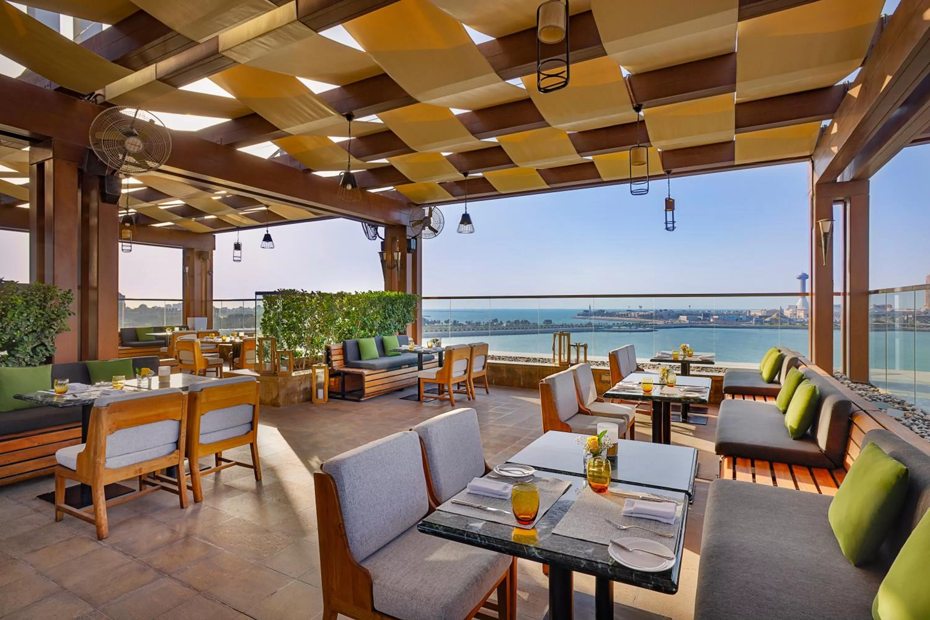 Restaurant/places to eat in The St. Regis Abu Dhabi