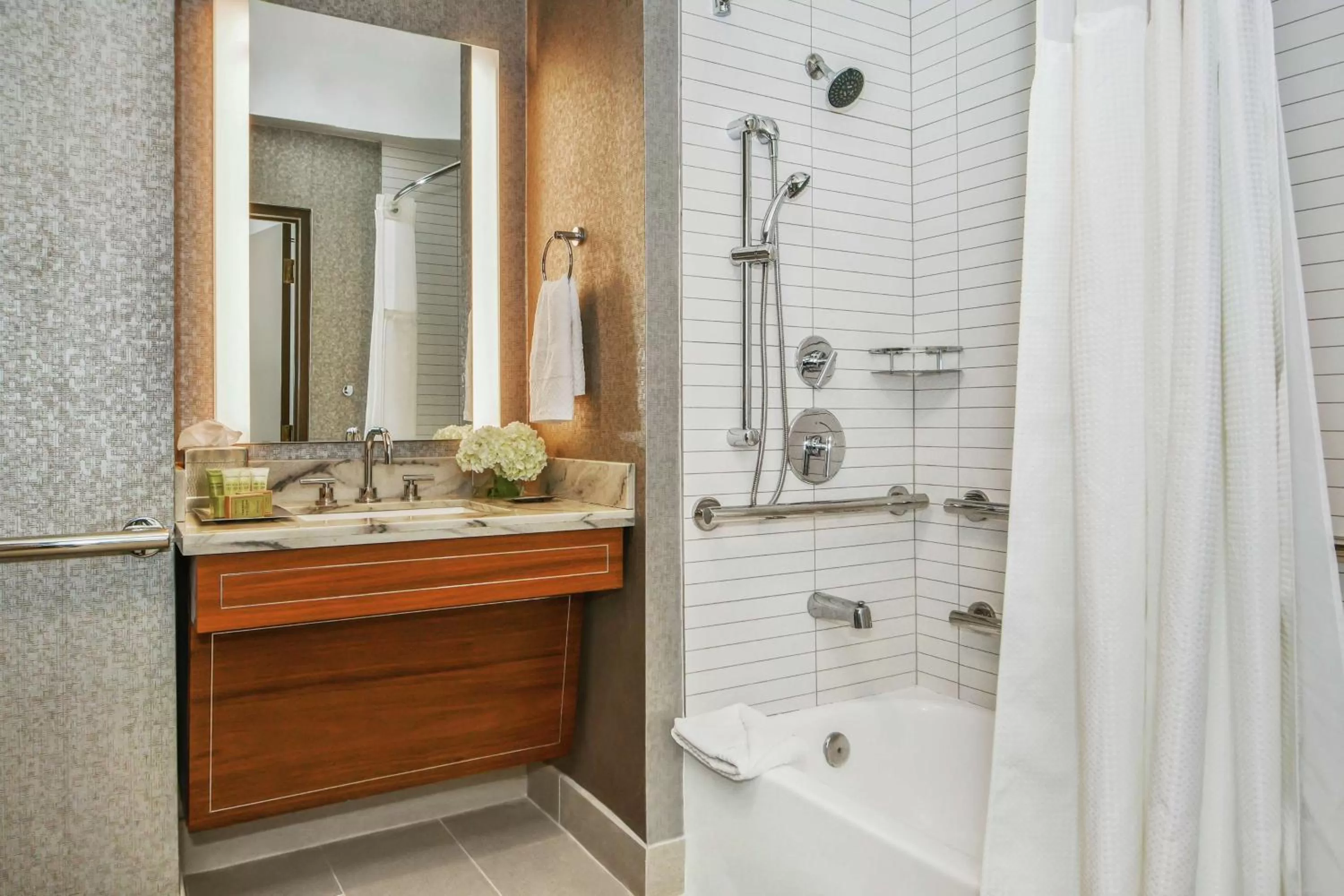 Bathroom in Hilton Dallas-Park Cities