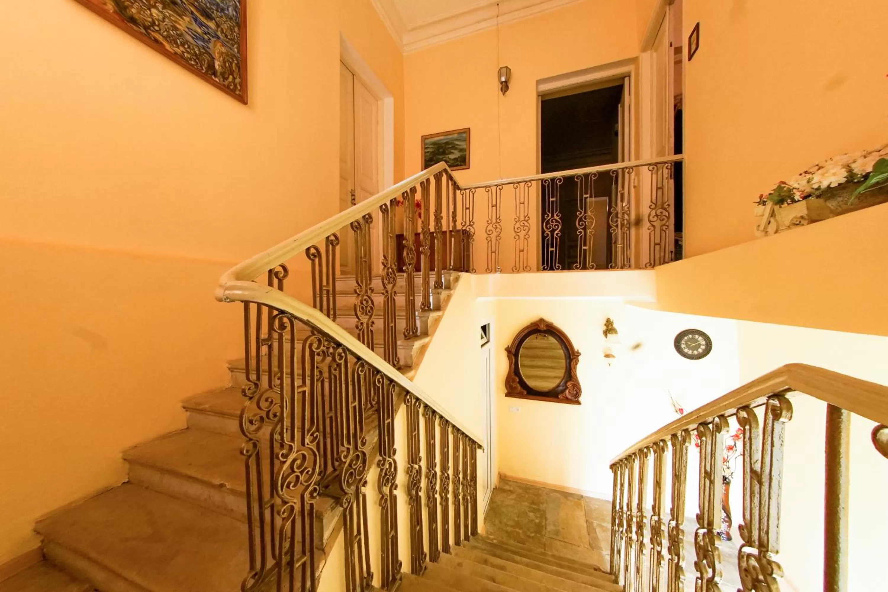 Facade/entrance, Balcony/Terrace in House 1899
