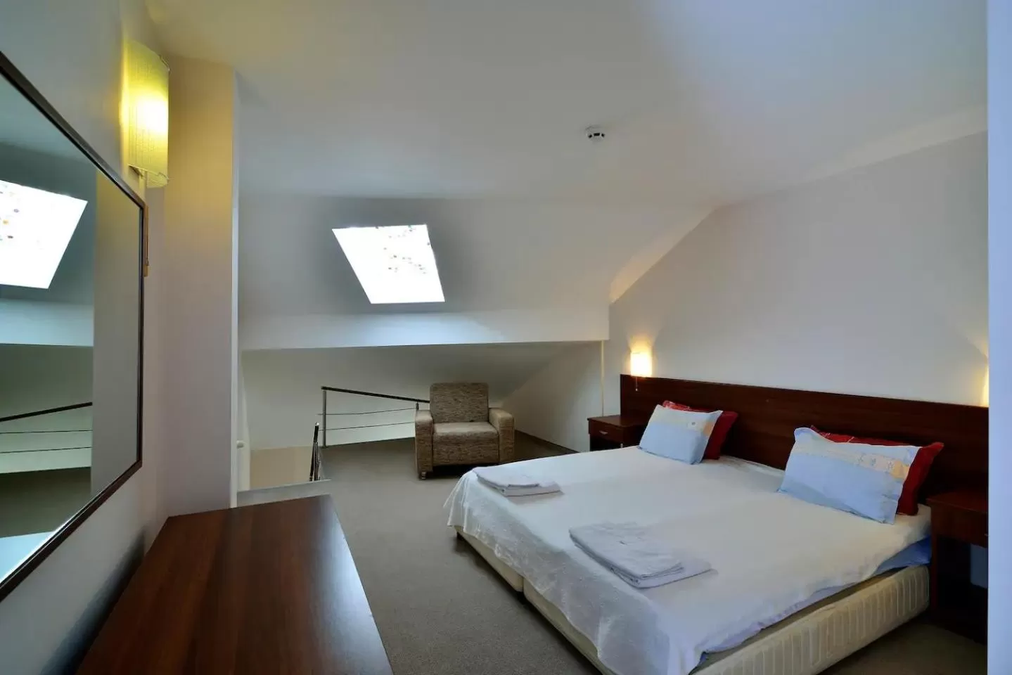 Bedroom, Bed in Kralev Dvor Hotel