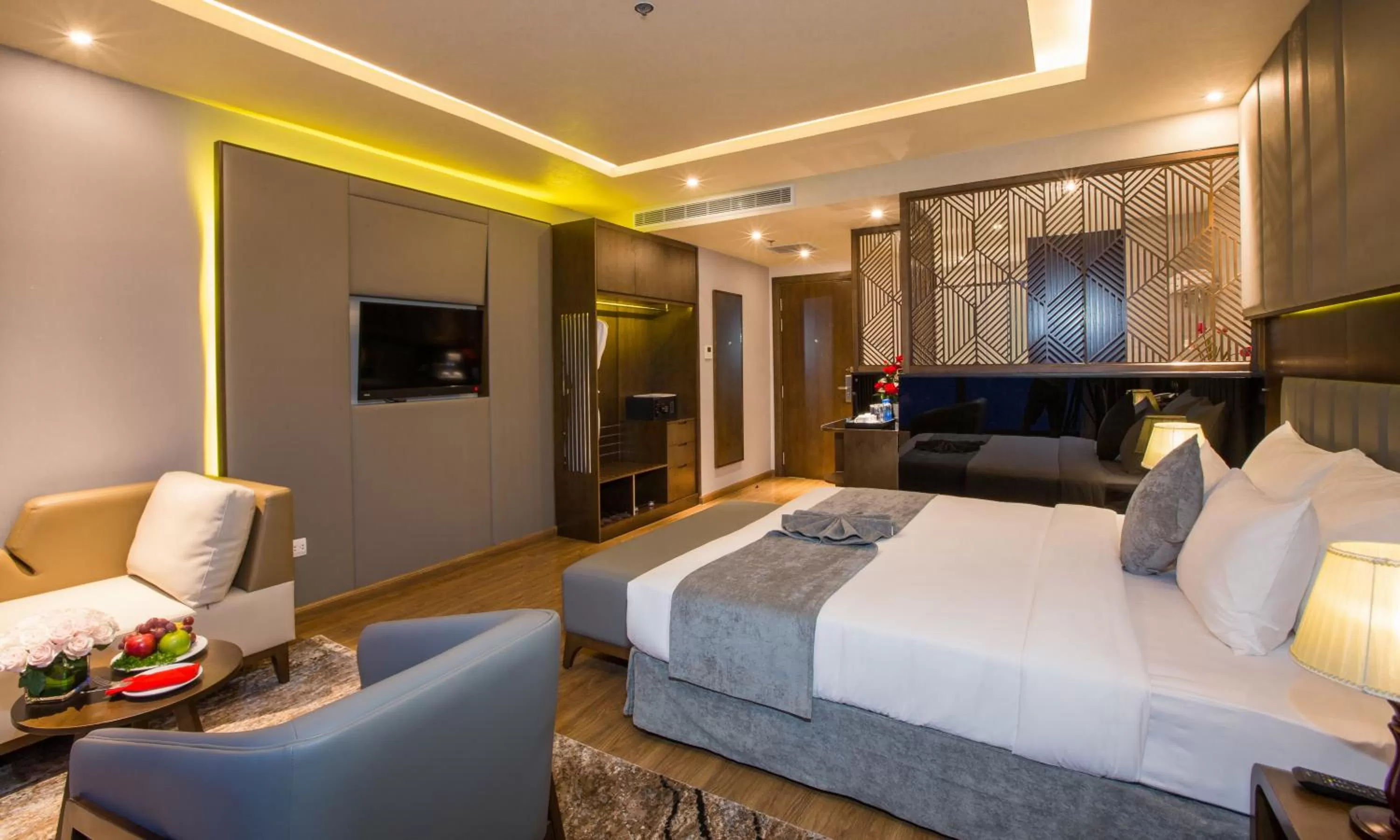 Photo of the whole room, Bed in DTX Hotel Nha Trang