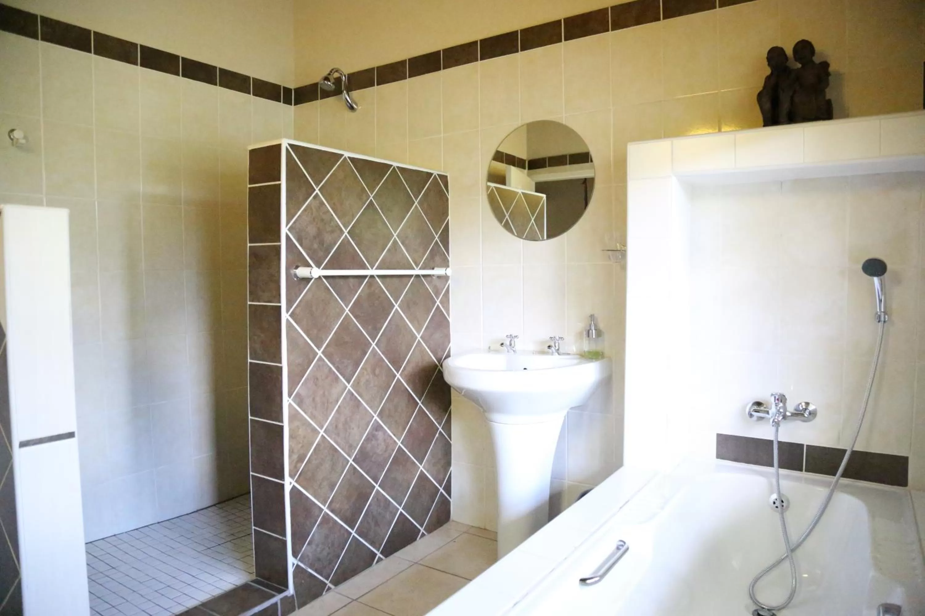 Bathroom in The Highveld Cape Inn