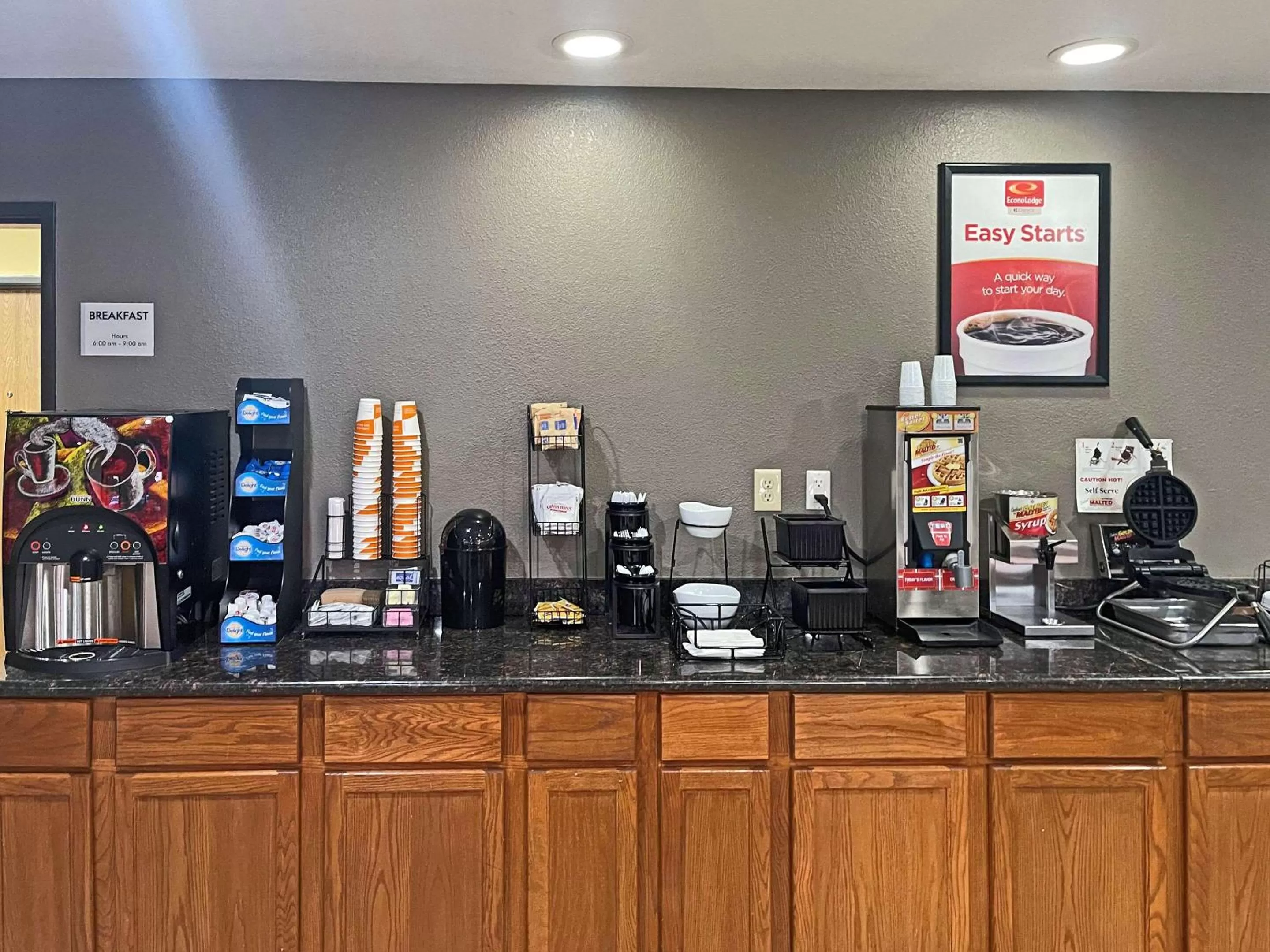 Breakfast in Econo Lodge Chillicothe