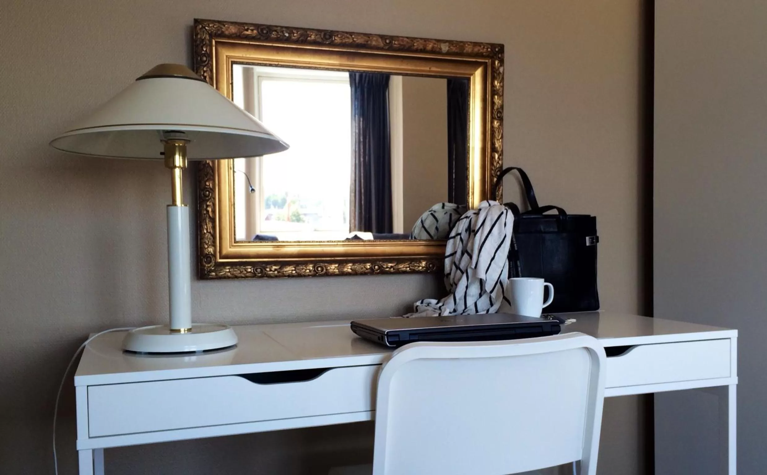 Decorative detail in Hotell Garvaren